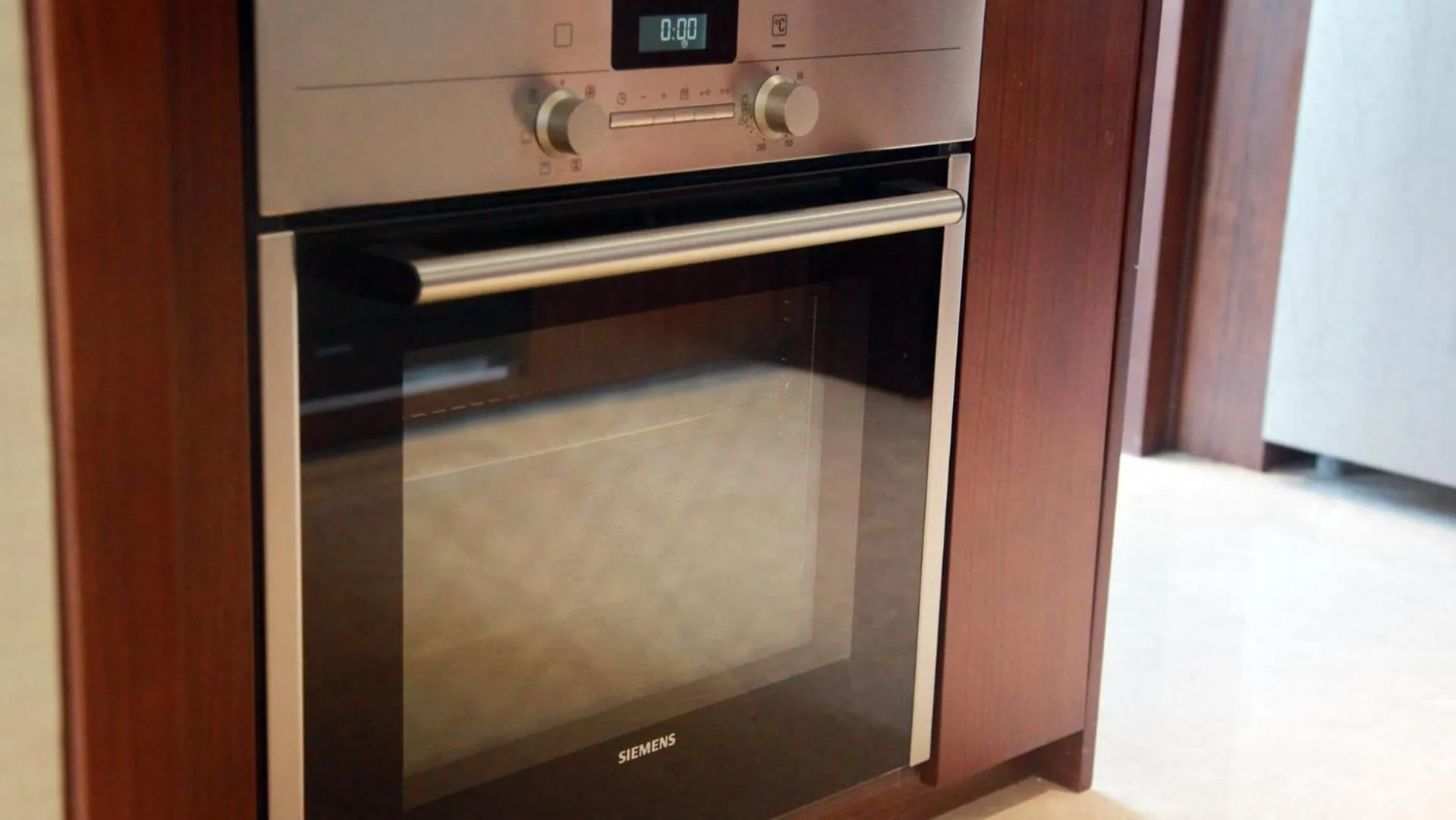 Kitchen or kitchenette in Fraser Suites Dalian