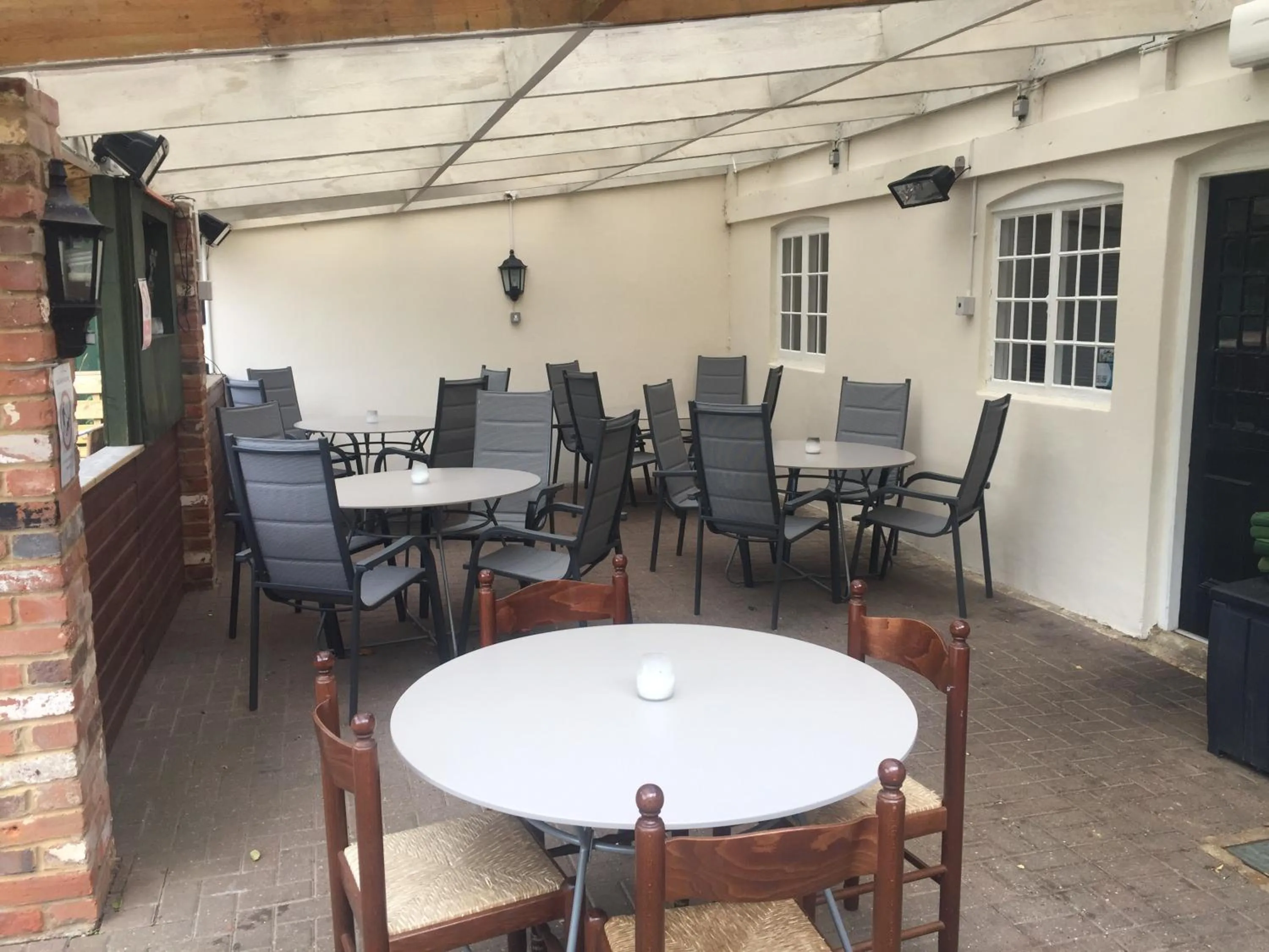 Balcony/Terrace in The Winchfield Inn