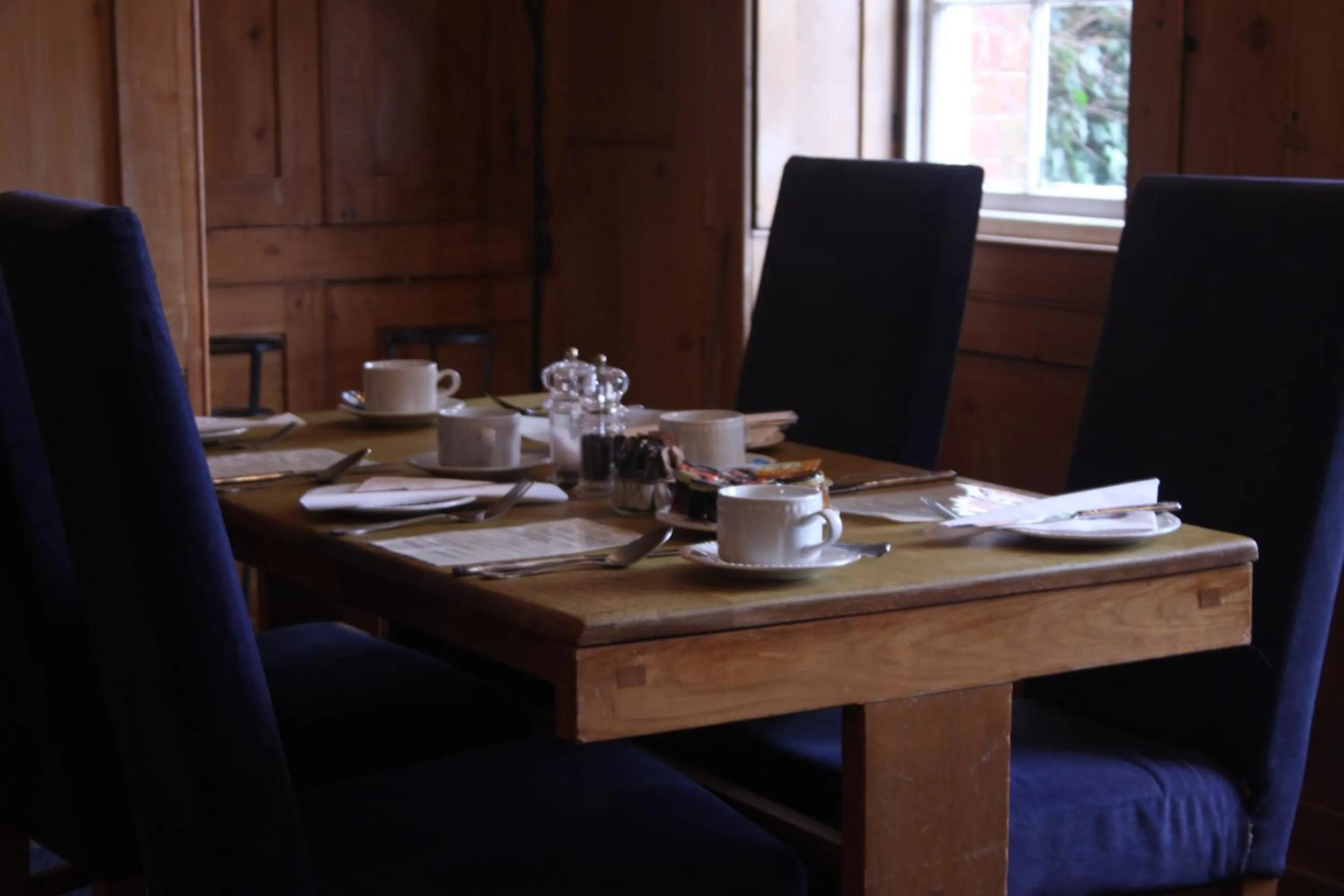 Food and drinks in The Crown House Inn