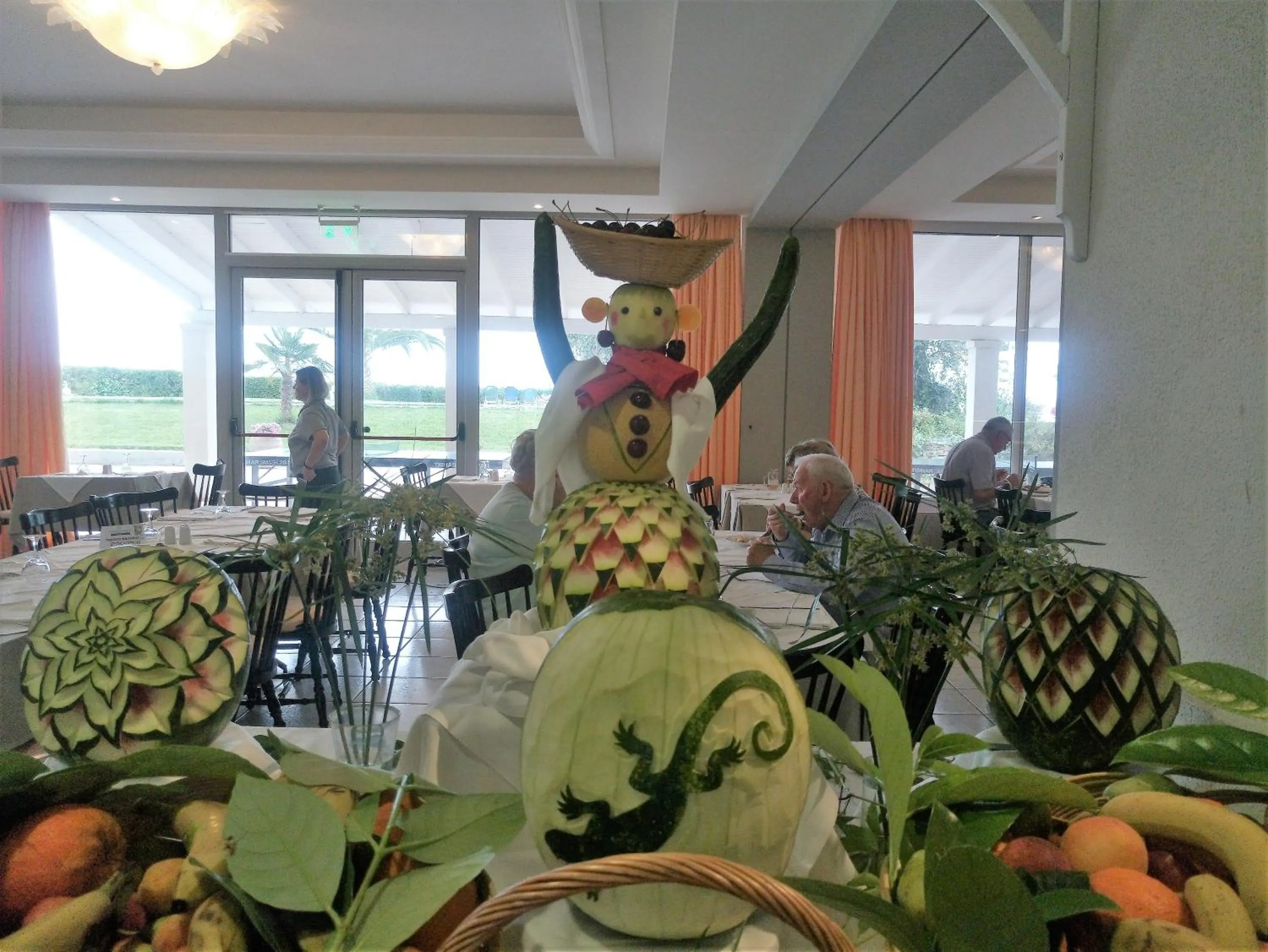 Restaurant/places to eat in Elea Beach Hotel