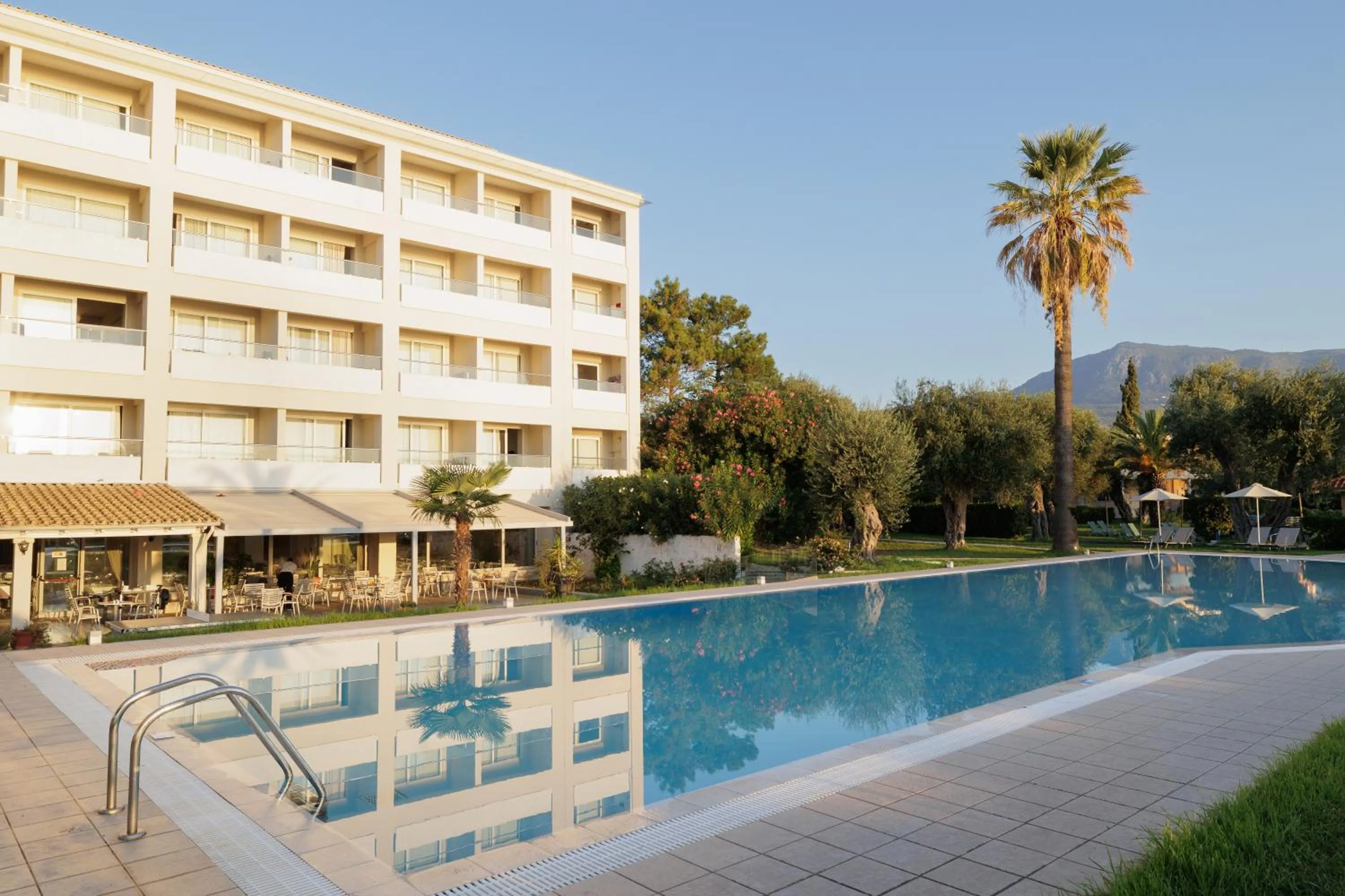 Swimming pool in Elea Beach Hotel