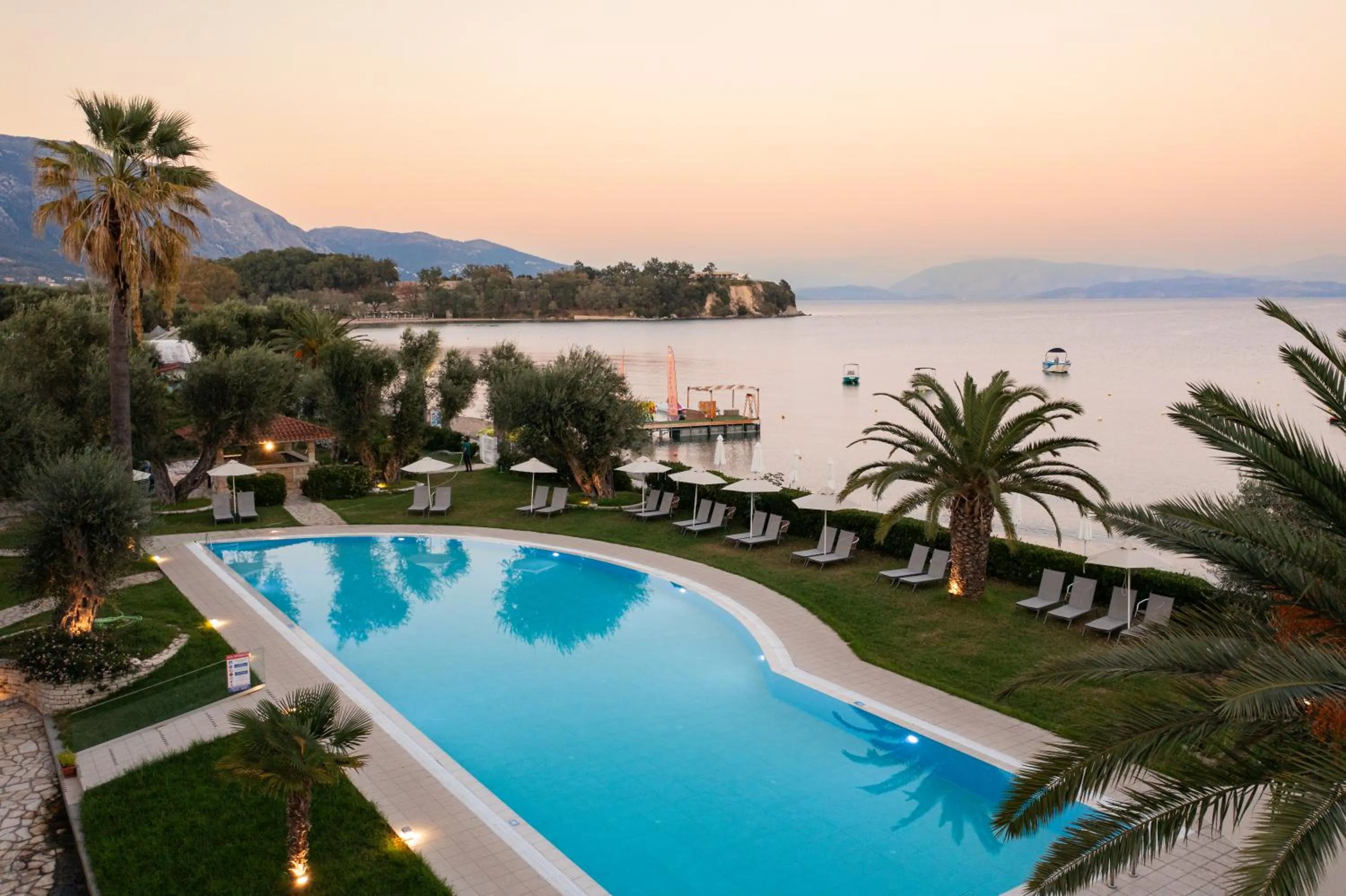 Swimming pool in Elea Beach Hotel