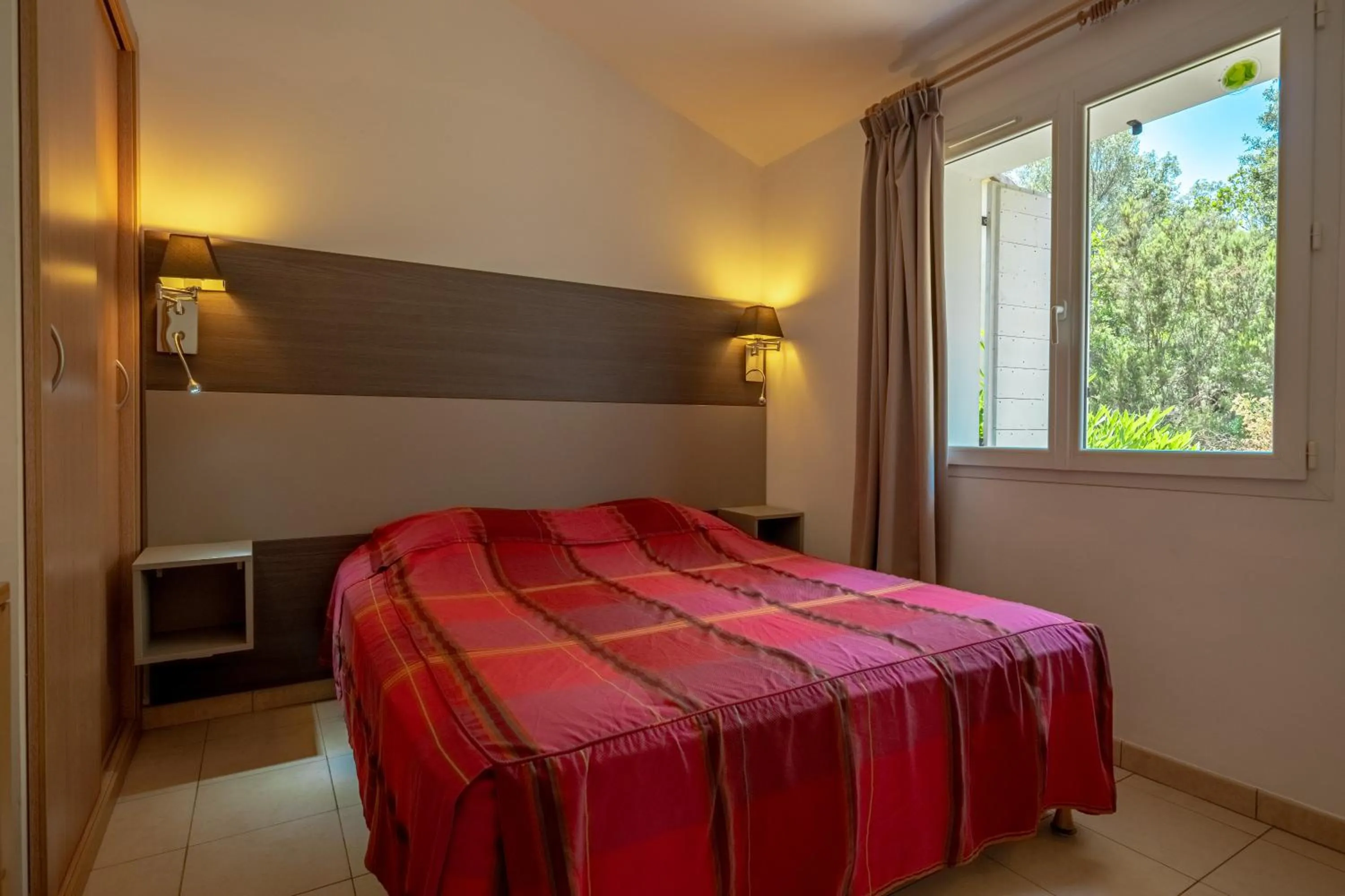 Bed in Résidence Odalys San Martinu