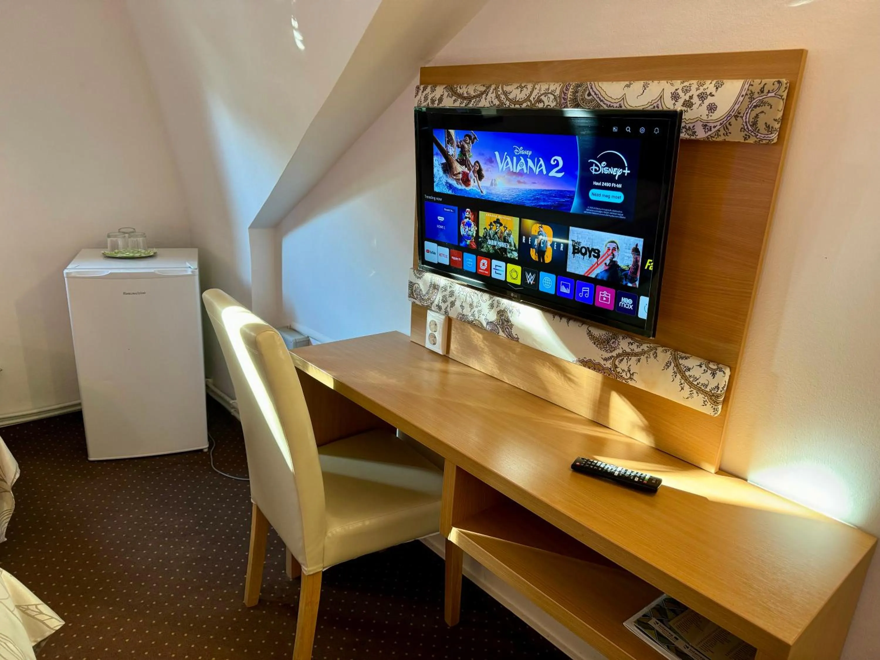 Fészek Fogadó - Pension Nest