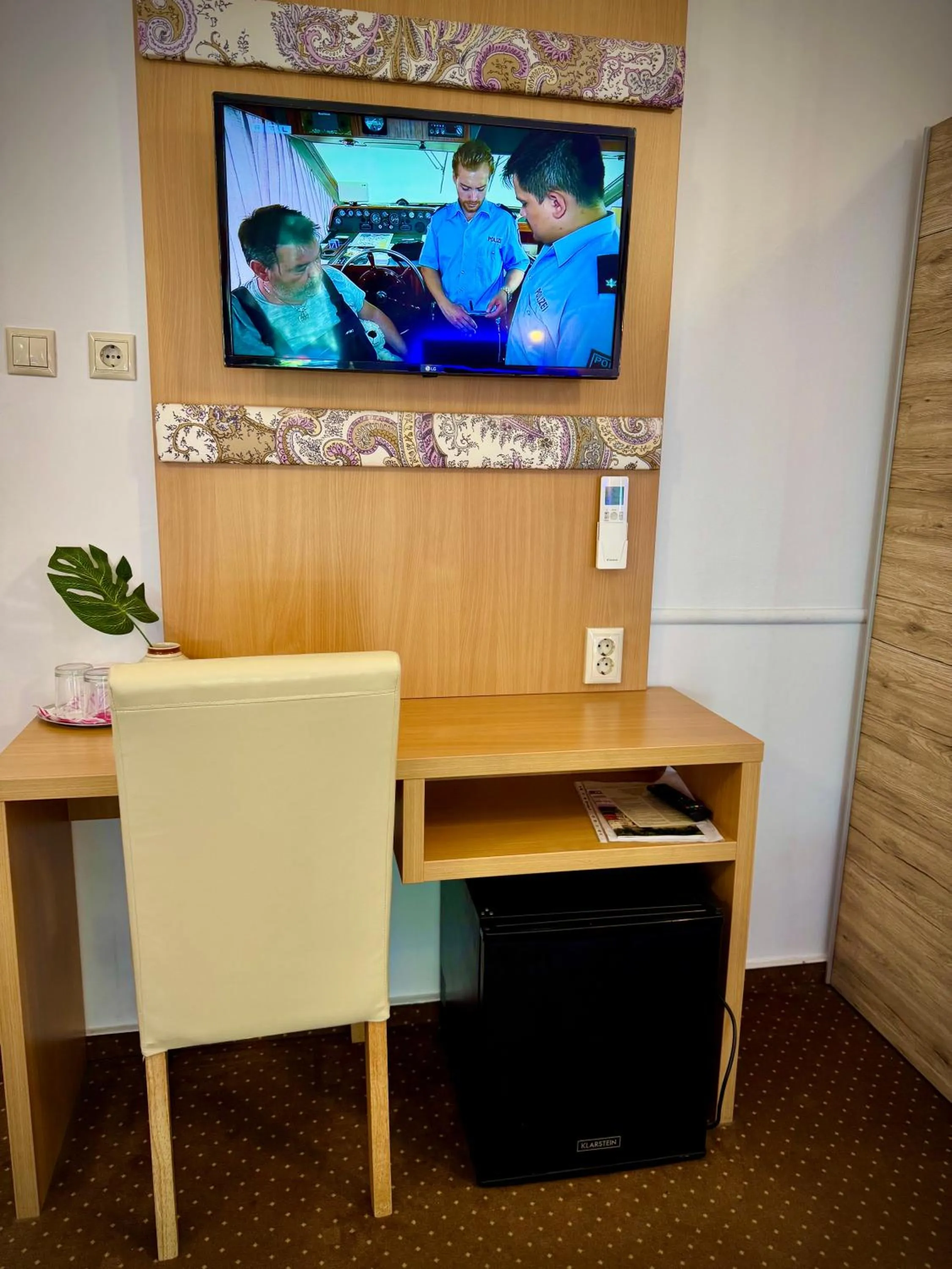 Fészek Fogadó - Pension Nest