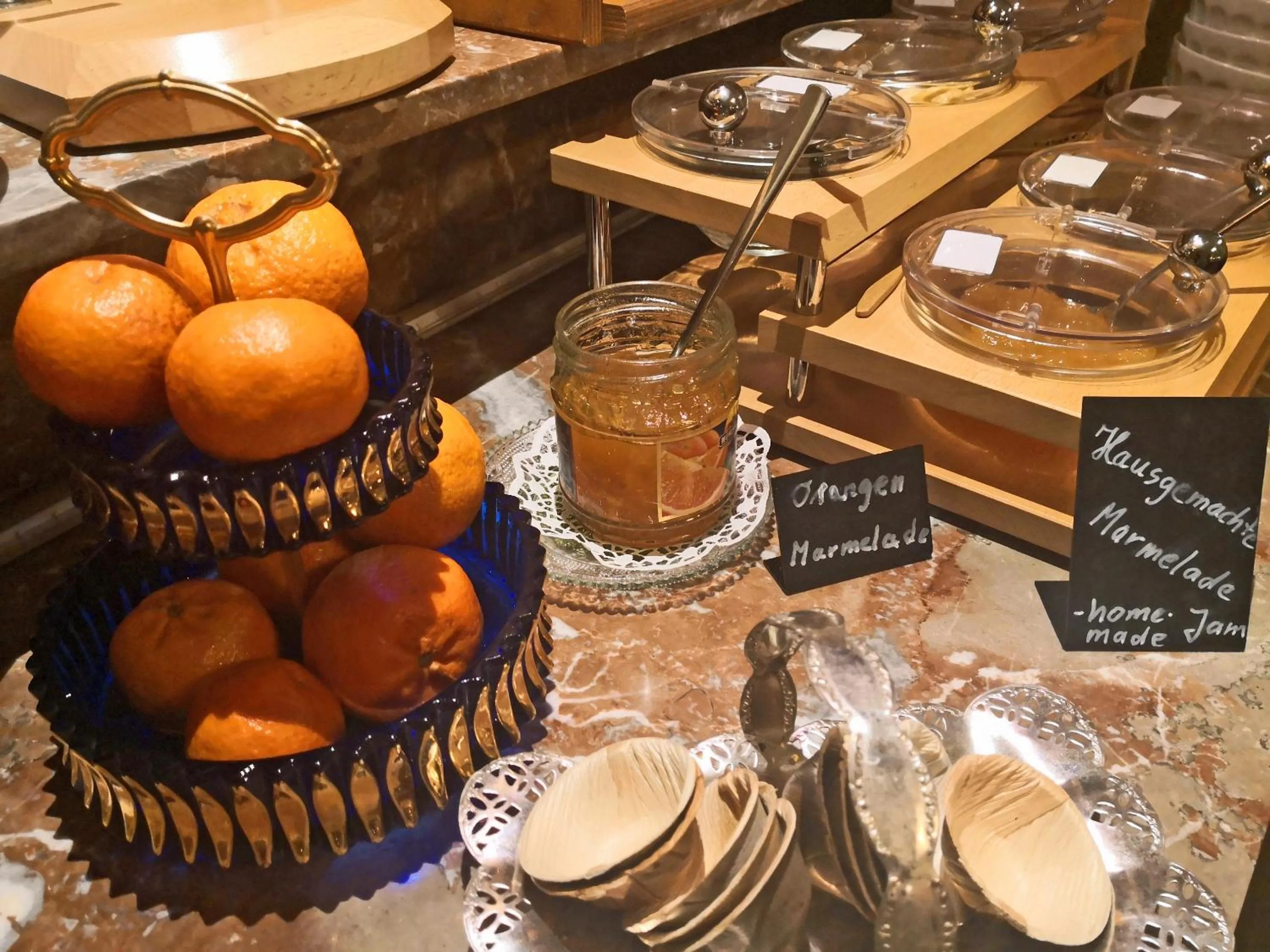 Buffet breakfast in UNO Hotel Chapeau Noir - Free Parking