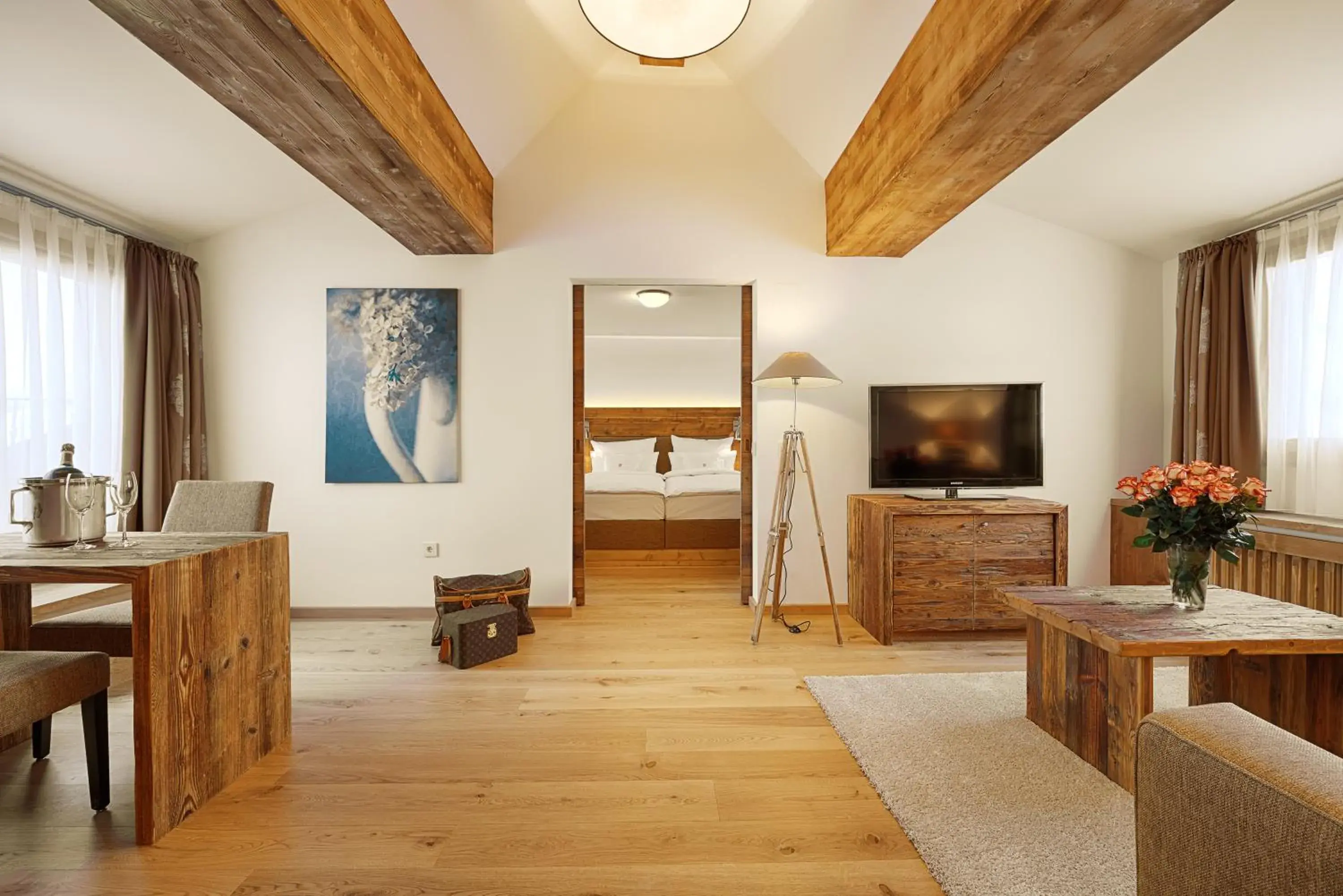 Rooftop Design One-Bedroom Suite in ADLER HÄUSERN Gourmet & Spa Hotel Rooftop Design One-Bedroom Suite in ADLER HÄUSERN Gourmet & Spa Hotel