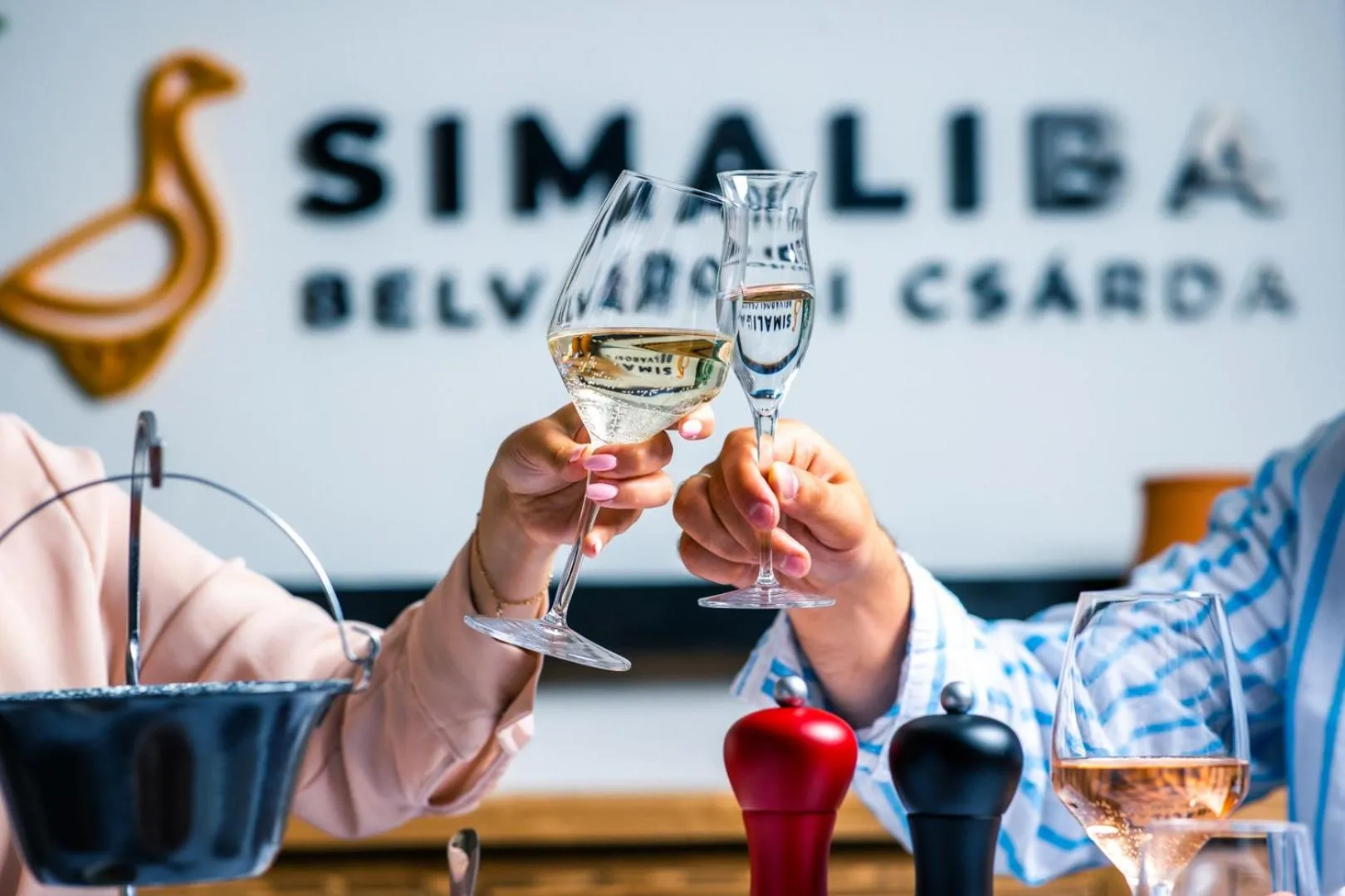 Restaurant/places to eat in La Prima Fashion Hotel Budapest