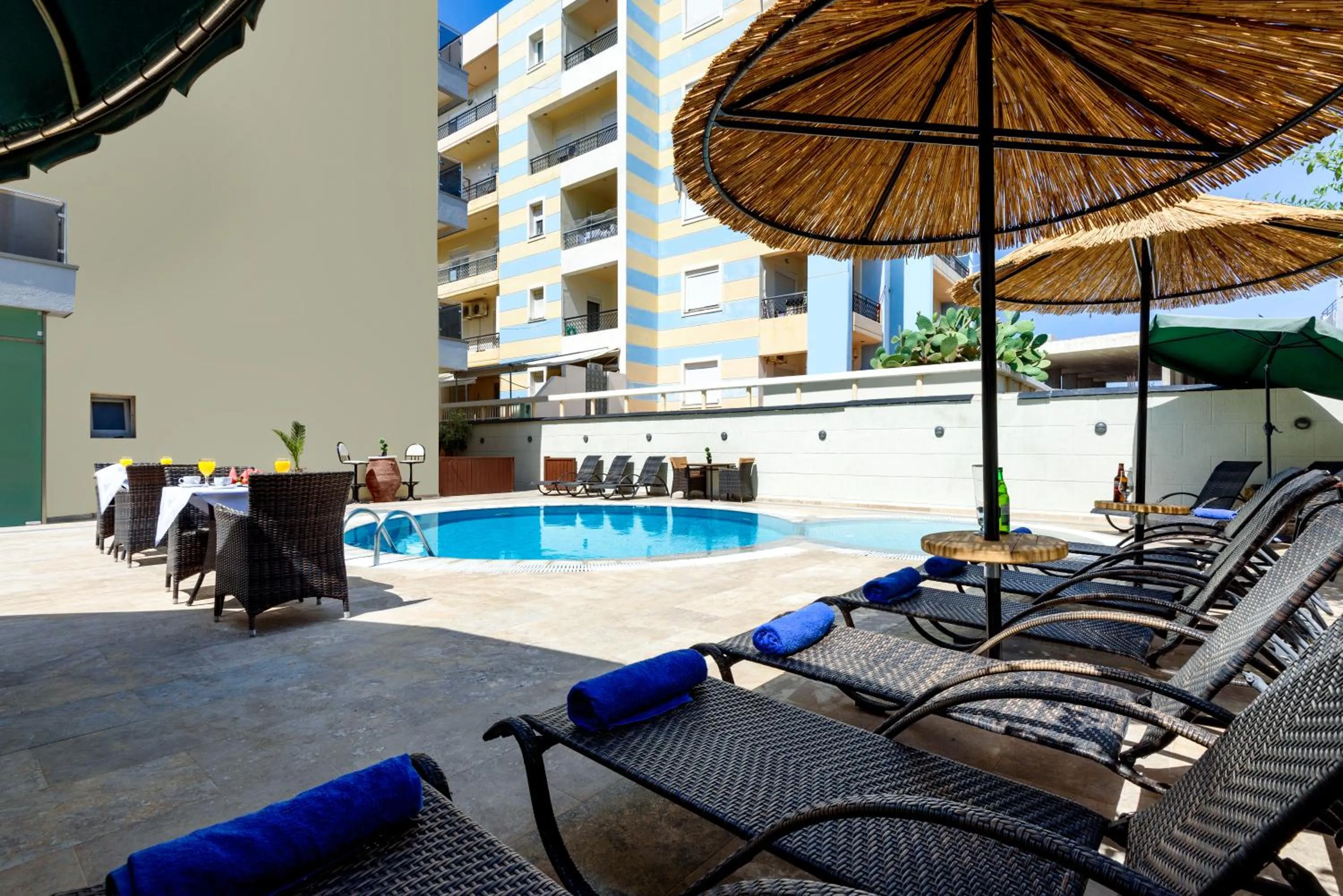 Swimming pool in Comfort Hotel Apartments