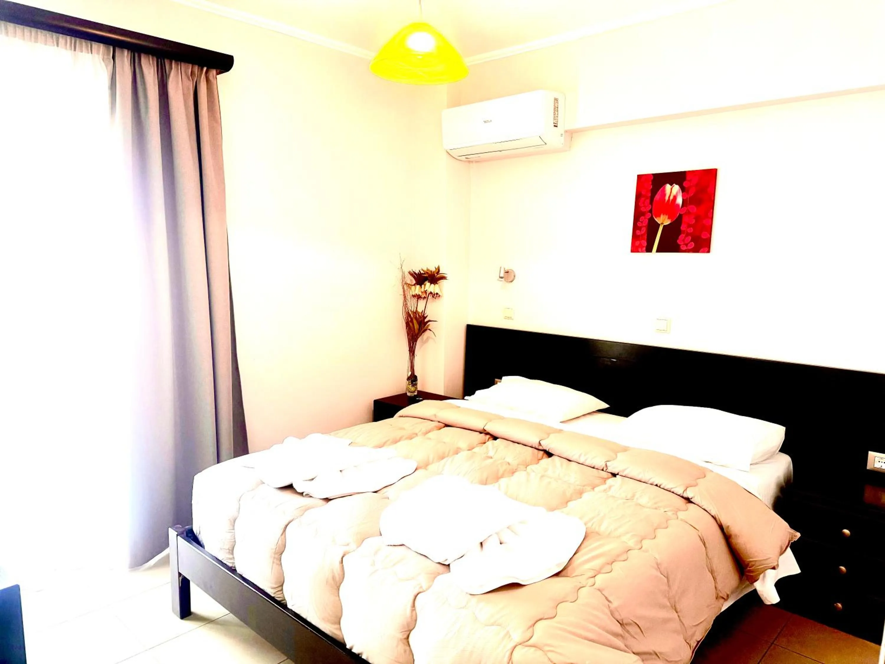 Bedroom, Bed in Comfort Hotel Apartments