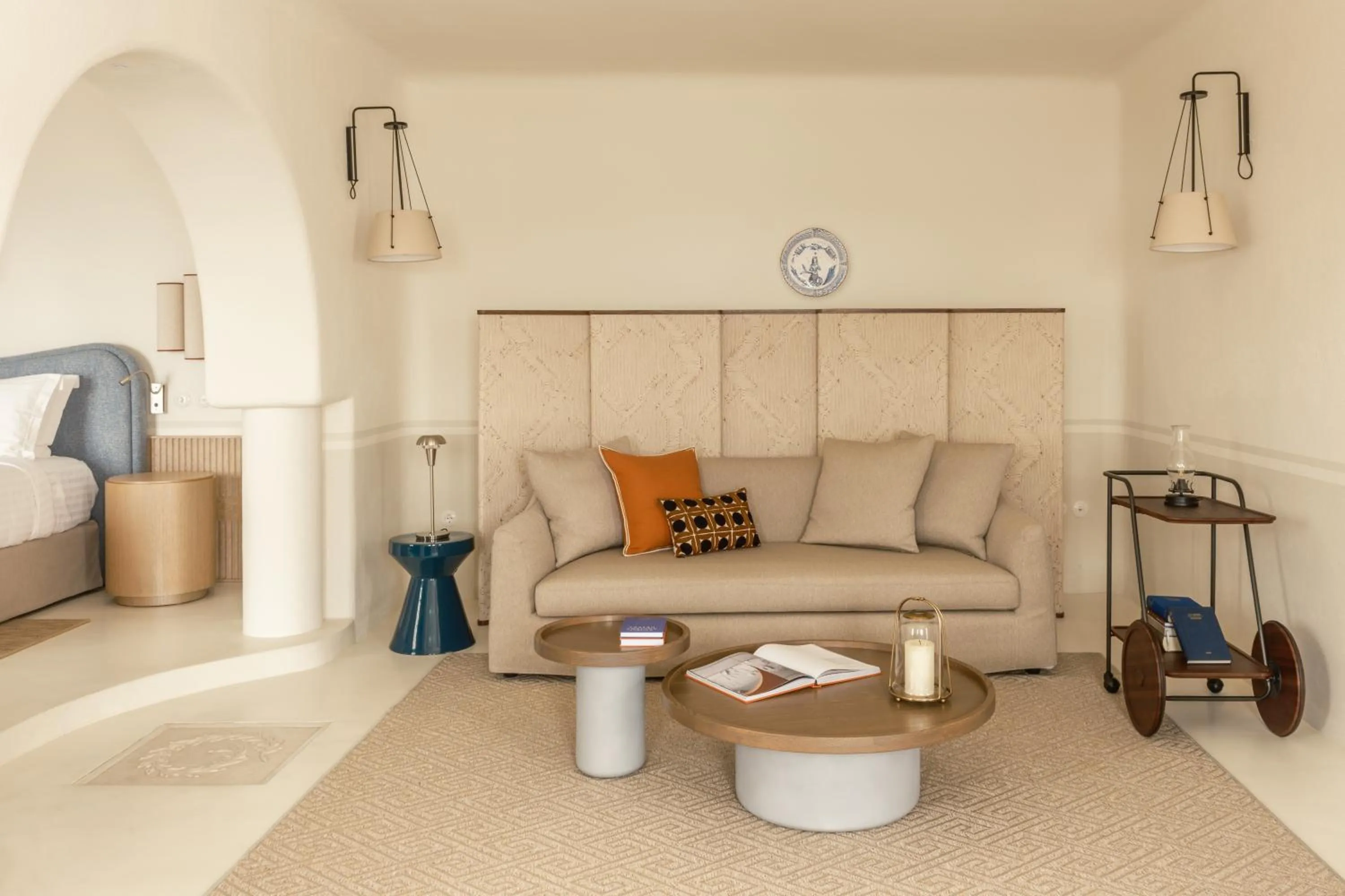 Living room in Homeric Poems