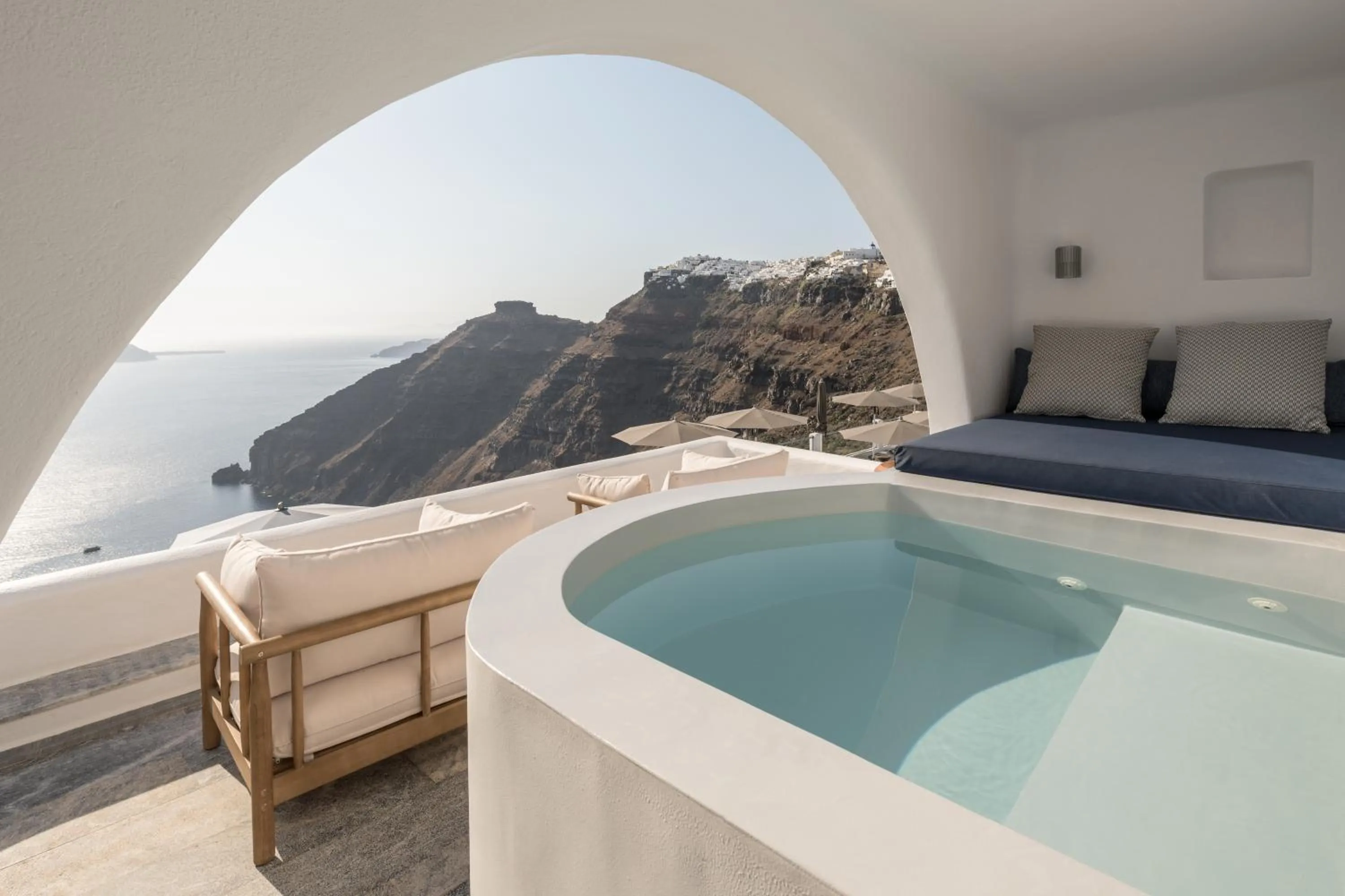 Hot Tub, Bed in Homeric Poems