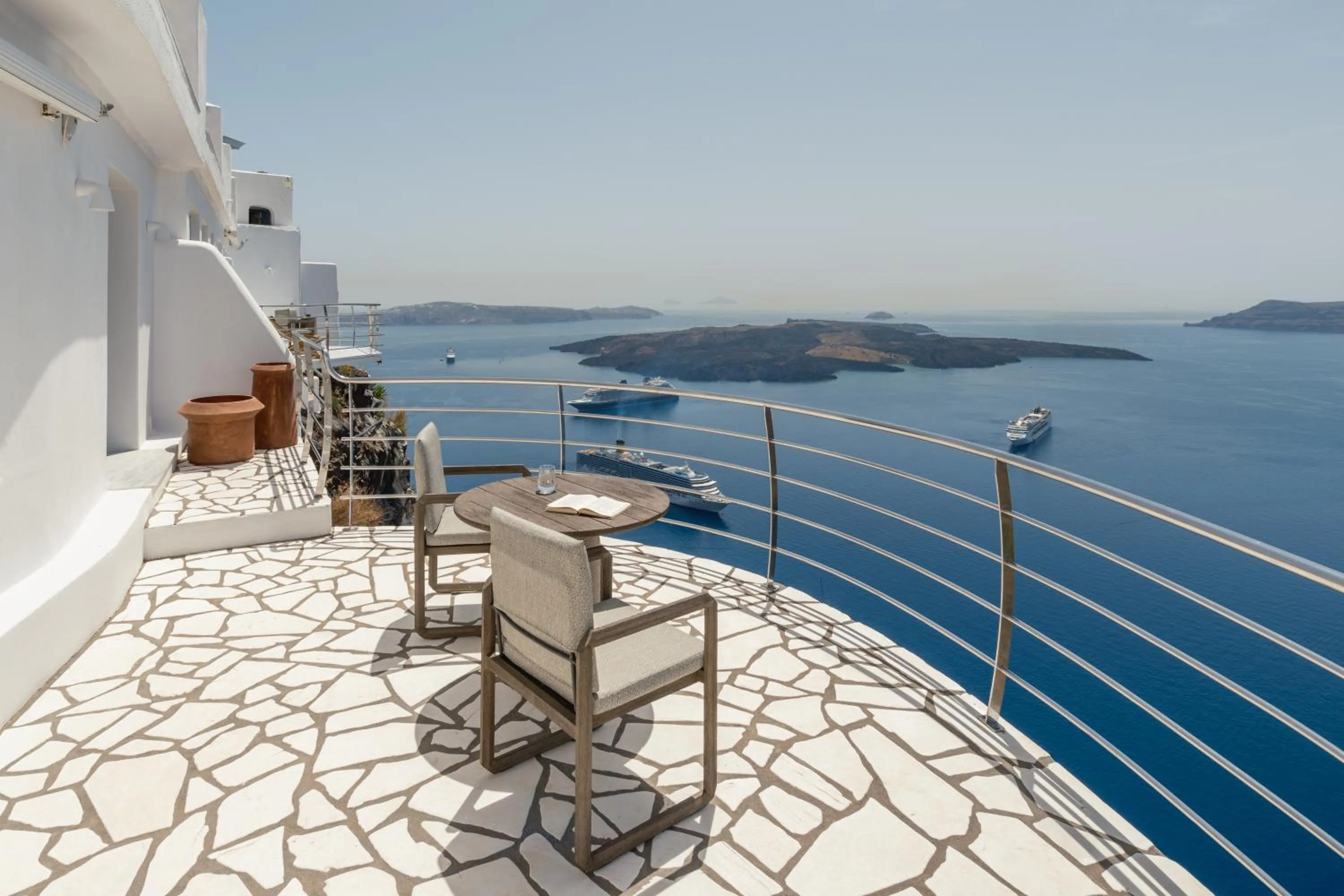 View (from property/room) in Homeric Poems