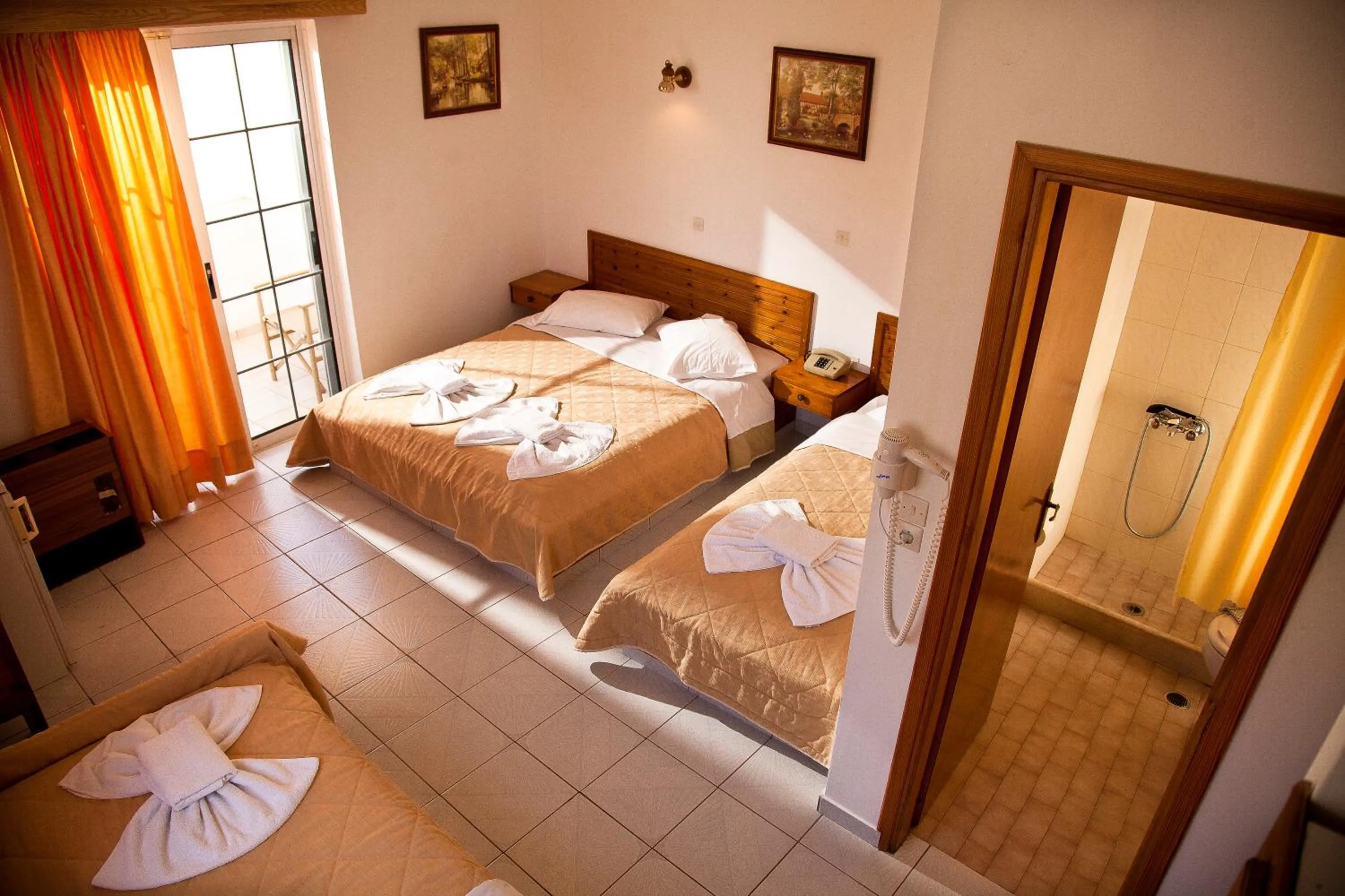 Bed in Filoxenia Hotel Monemvasia