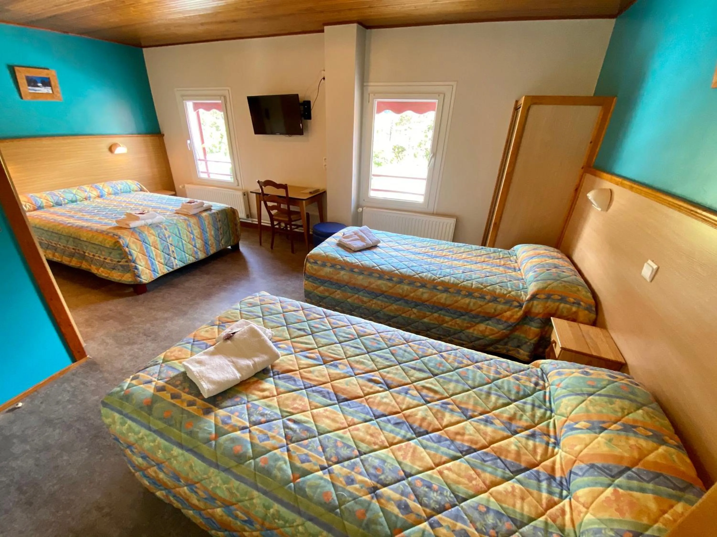 Photo of the whole room, Bed in Hôtel Bel'Air