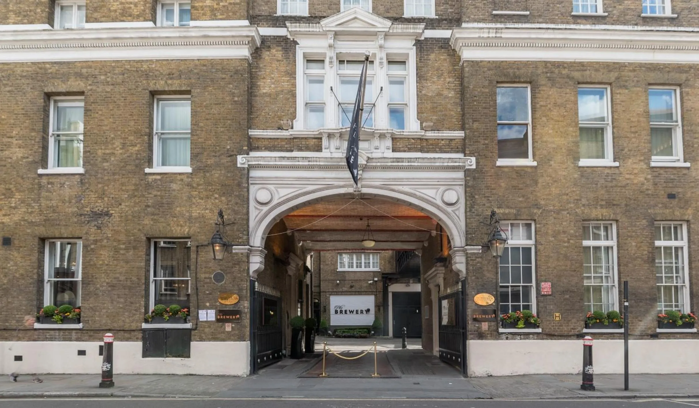 Property building in Montcalm Brewery, London City