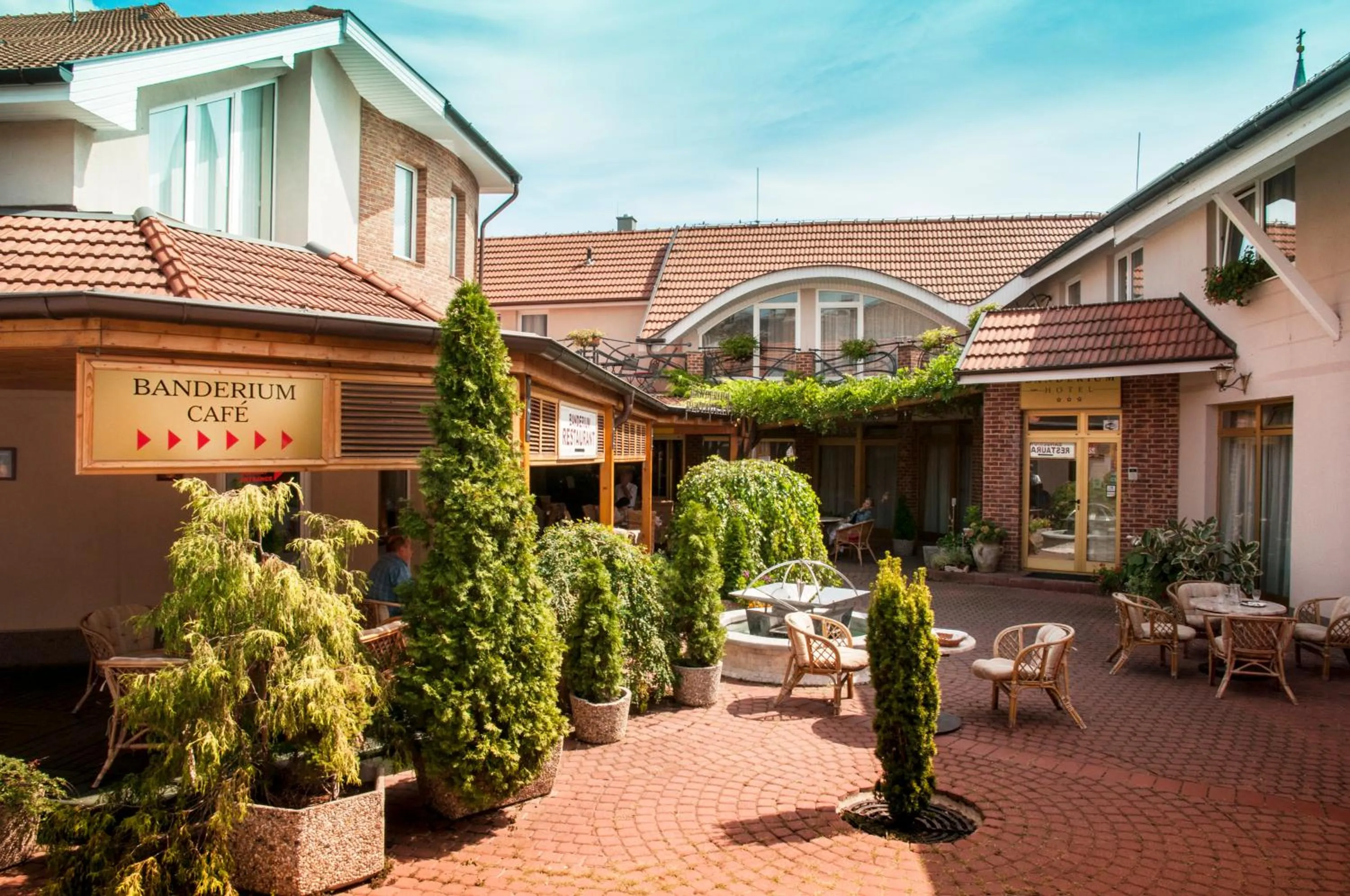Facade/entrance in Hotel Banderium