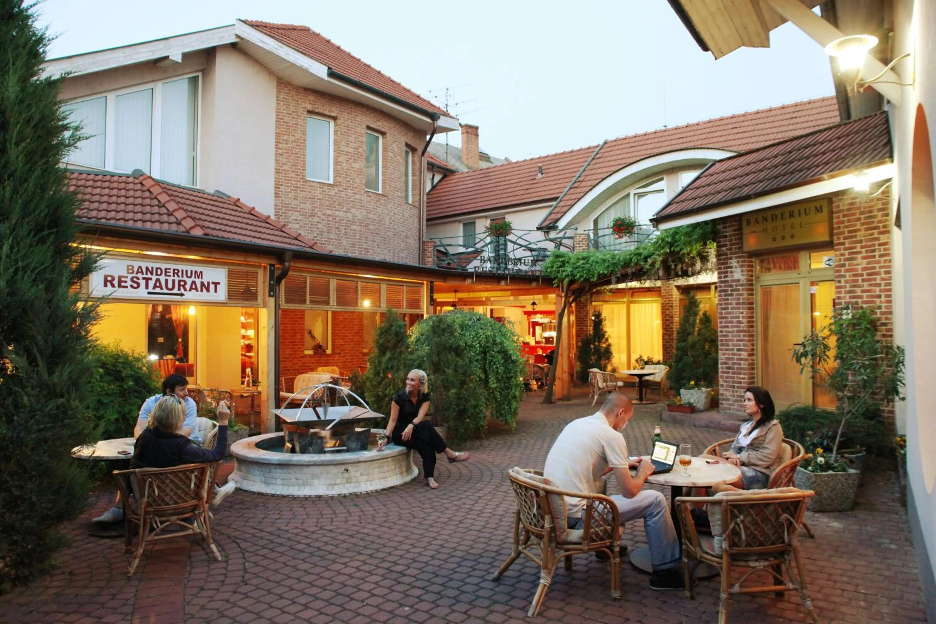 Facade/entrance in Hotel Banderium