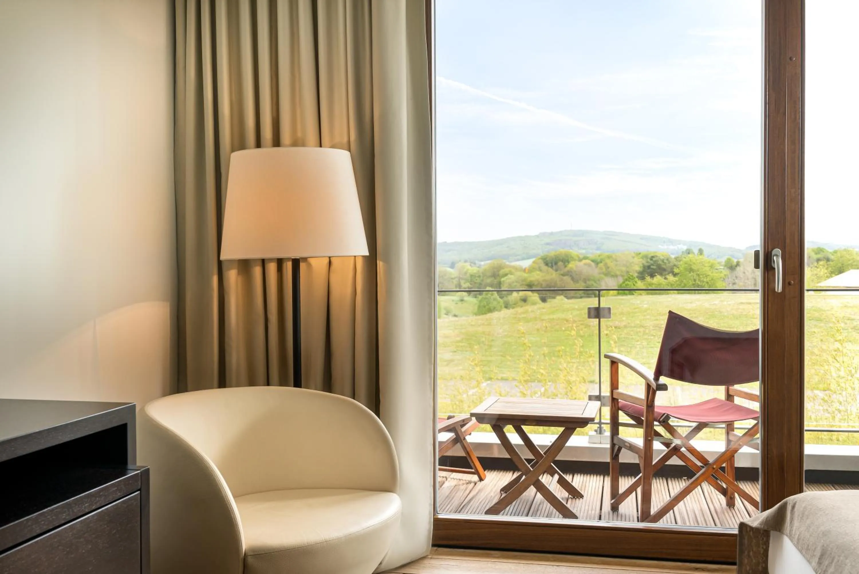 Photo of the whole room in Angel's - das hotel am golfpark