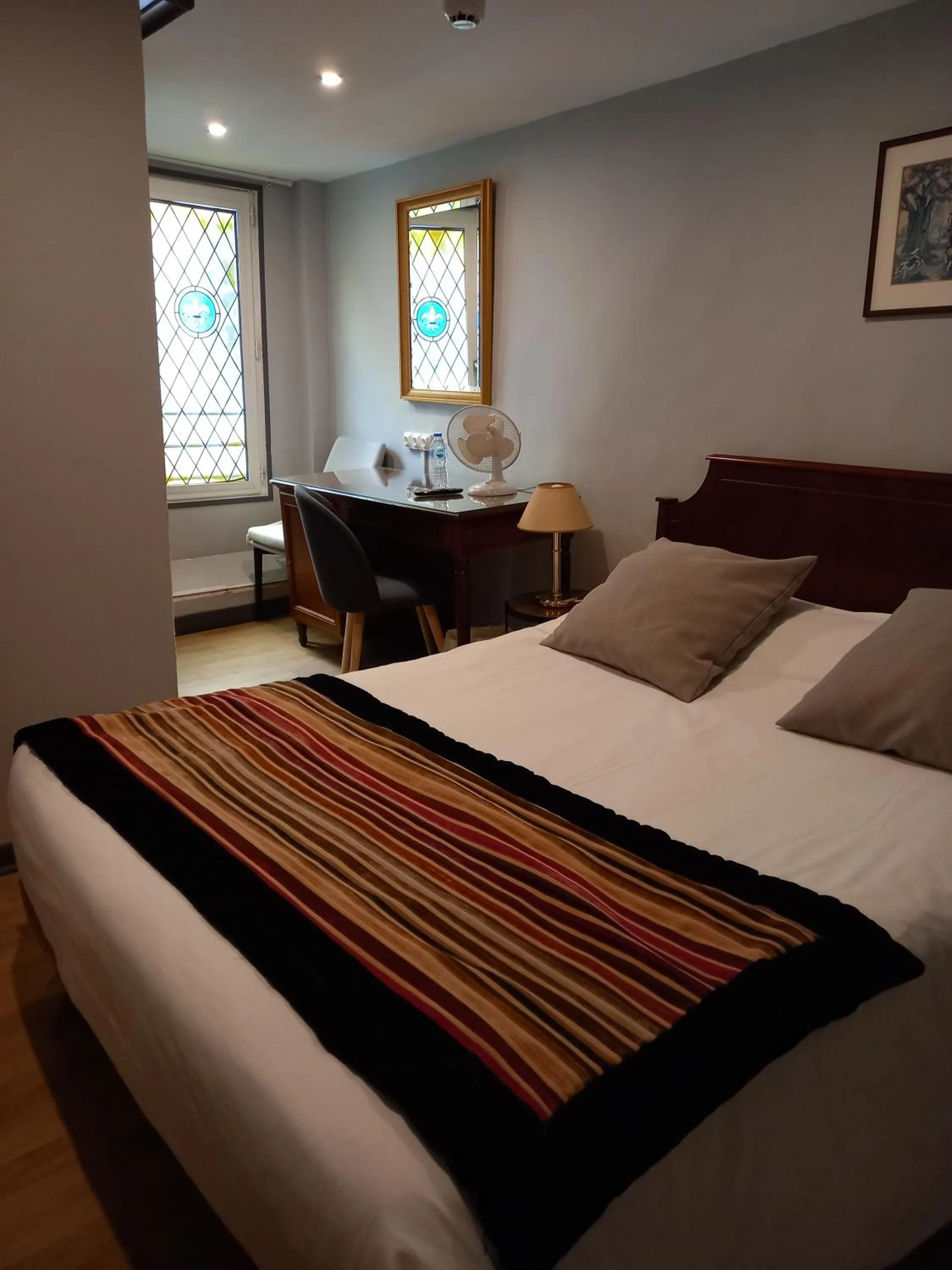 Bedroom, Bed in Brit Hotel Comtes De Champagne - Troyes Centre Historique