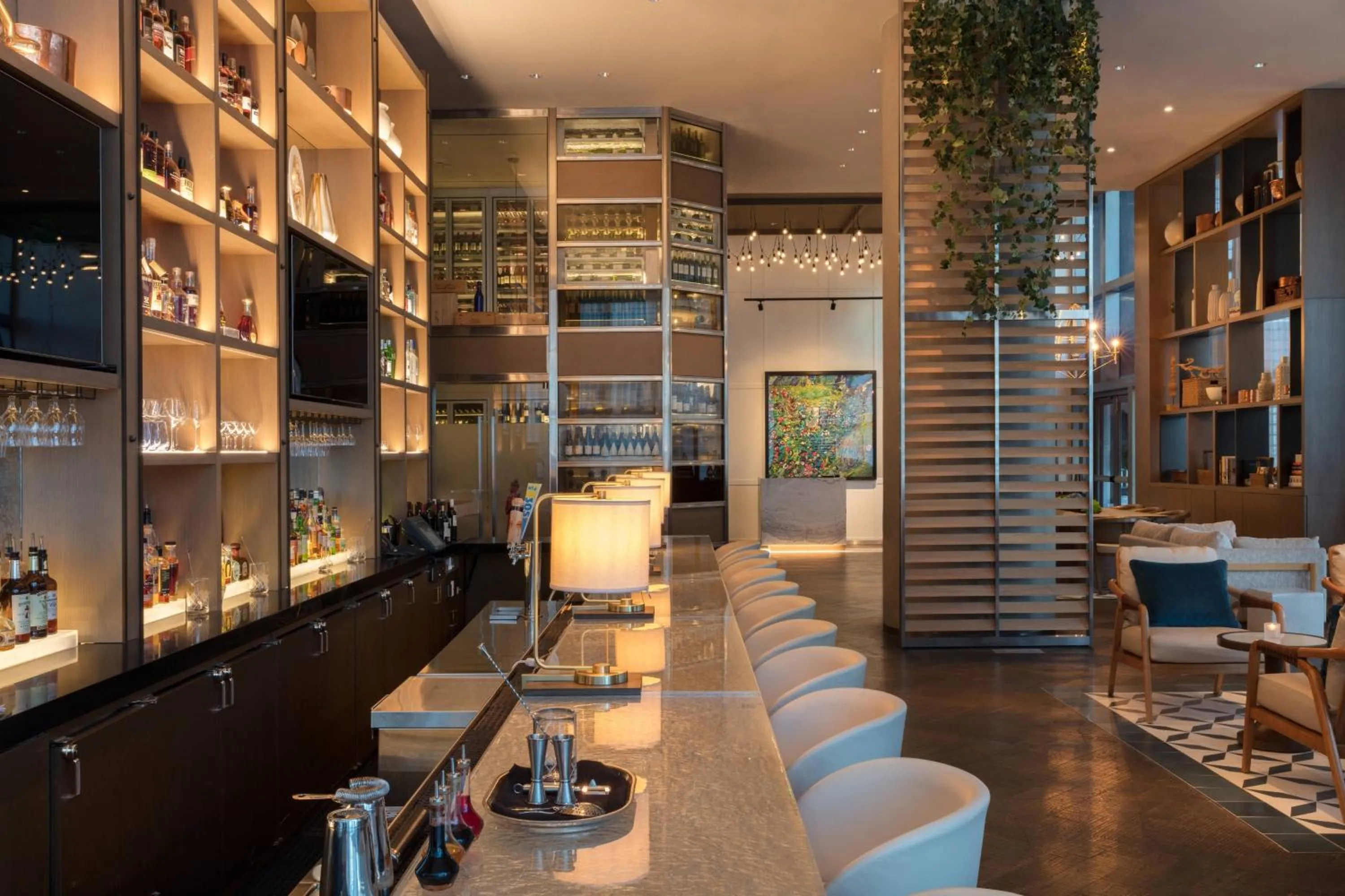 Lounge or bar in Hotel Beaux Arts, Autograph Collection
