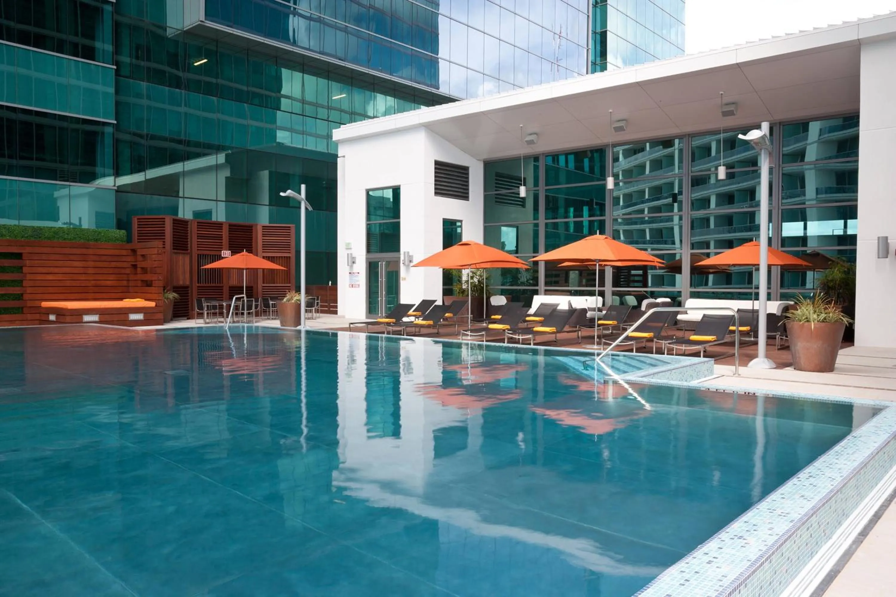 Swimming pool in Hotel Beaux Arts, Autograph Collection