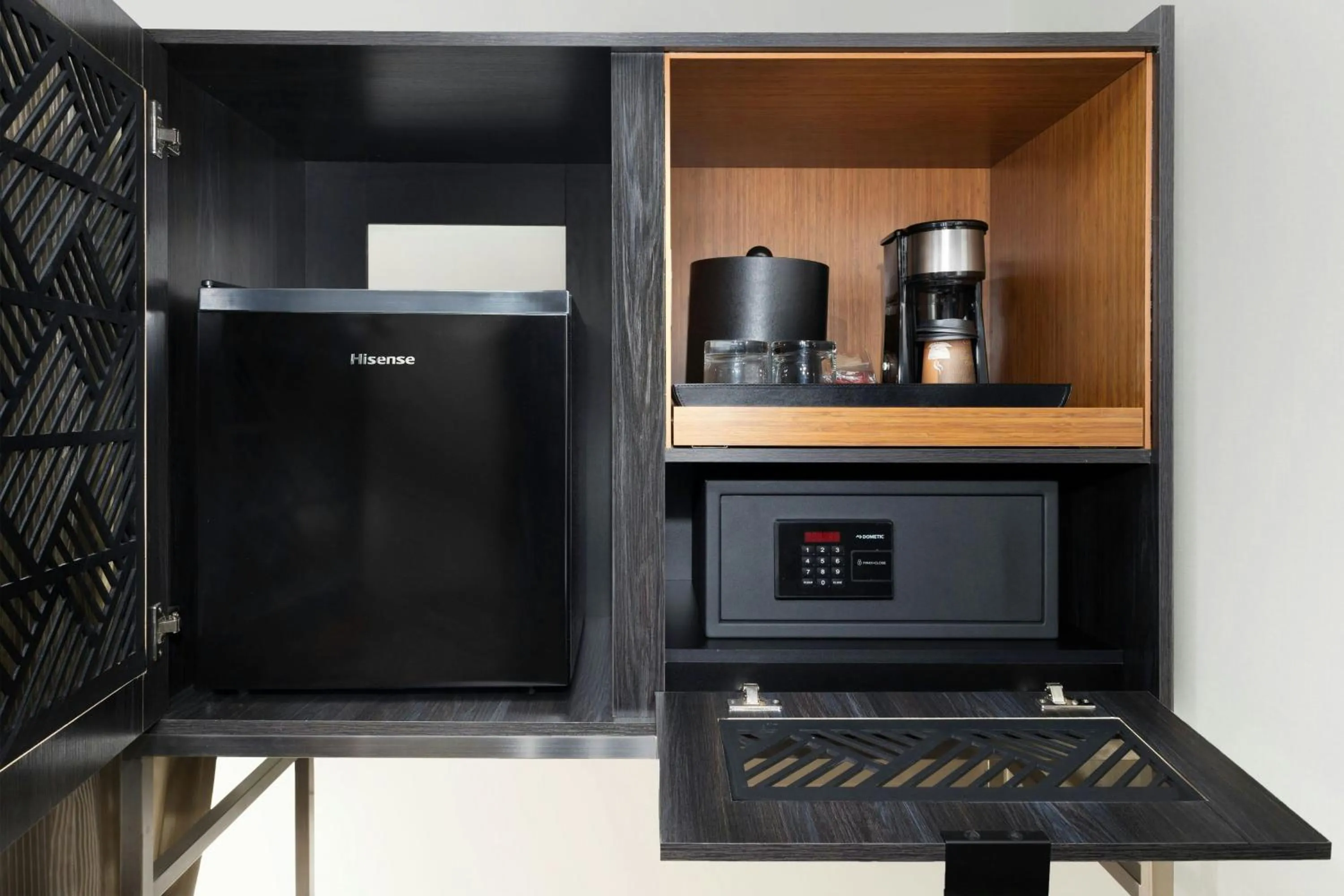 Photo of the whole room in Courtyard by Marriott Puebla Las Animas