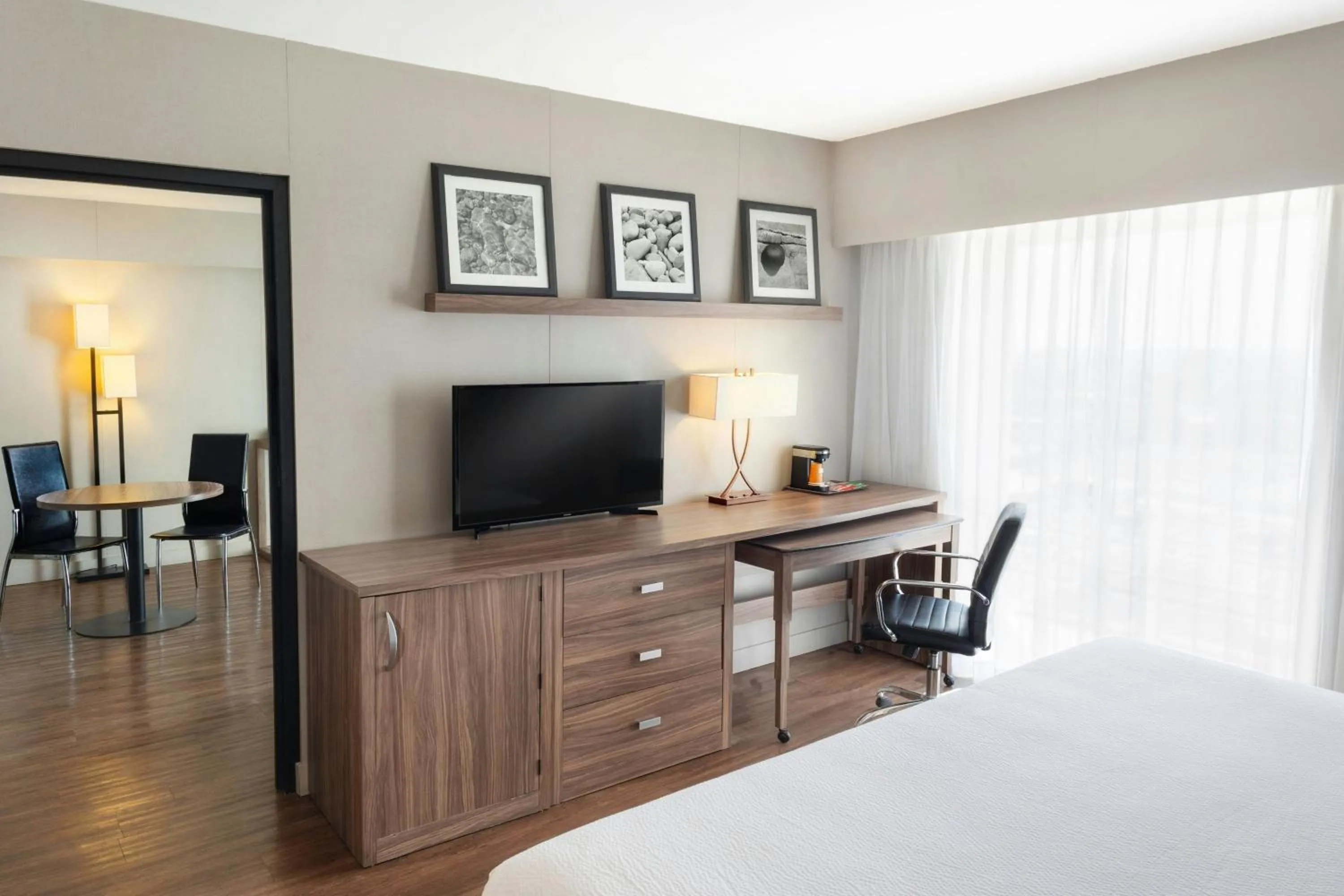 Bedroom, Bed in Courtyard by Marriott Puebla Las Animas