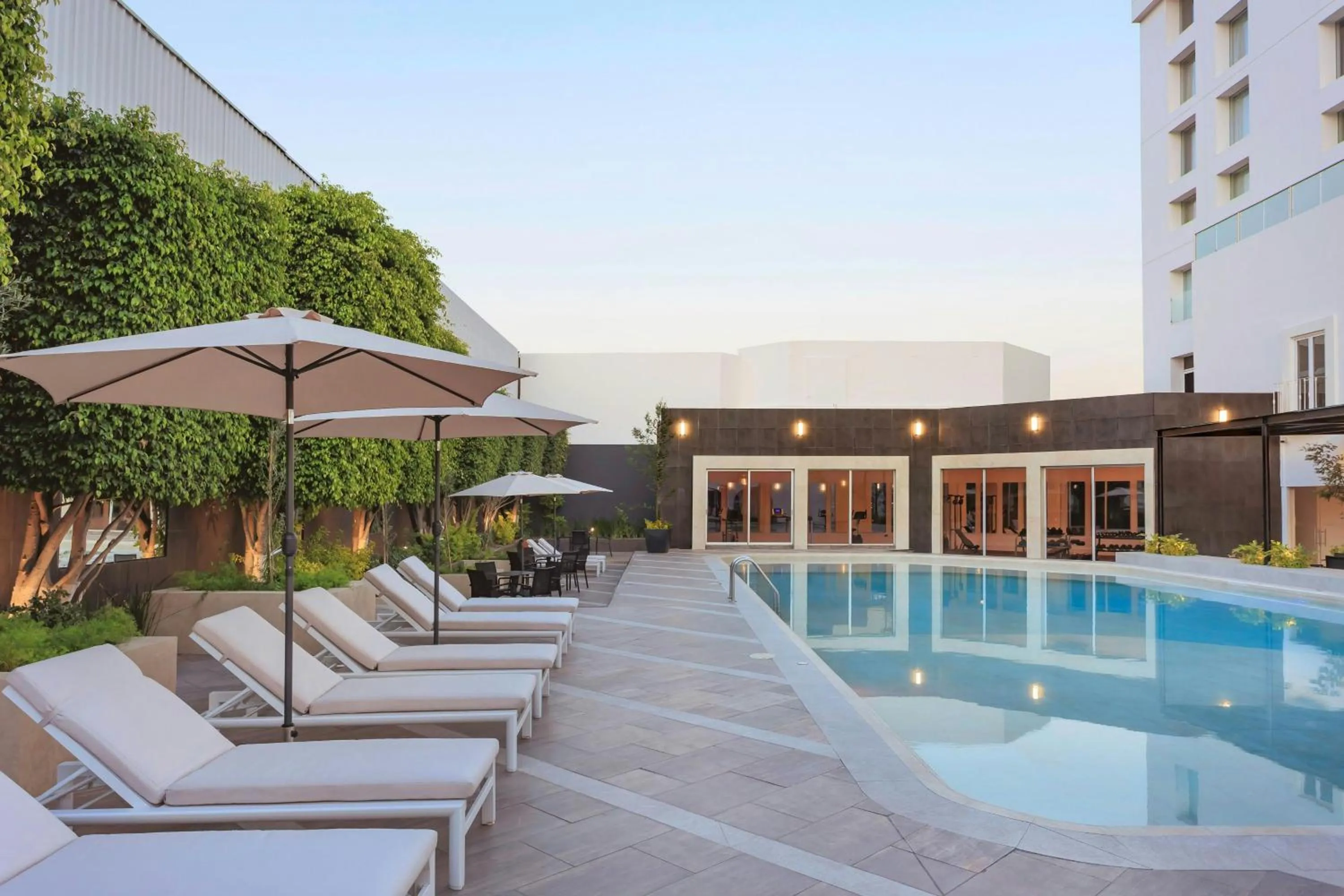 Swimming pool in Courtyard by Marriott Puebla Las Animas