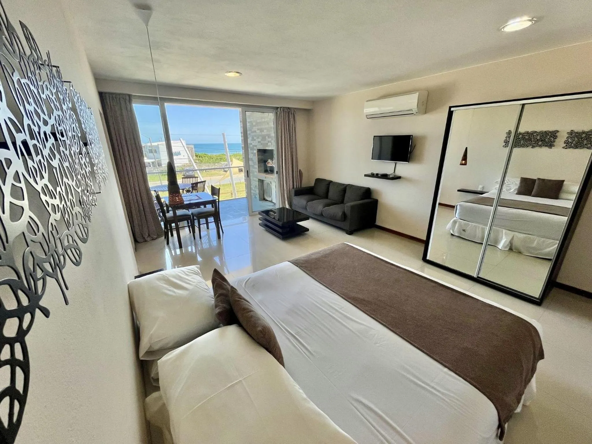 Bed in Zen Boutique Apart Hotel