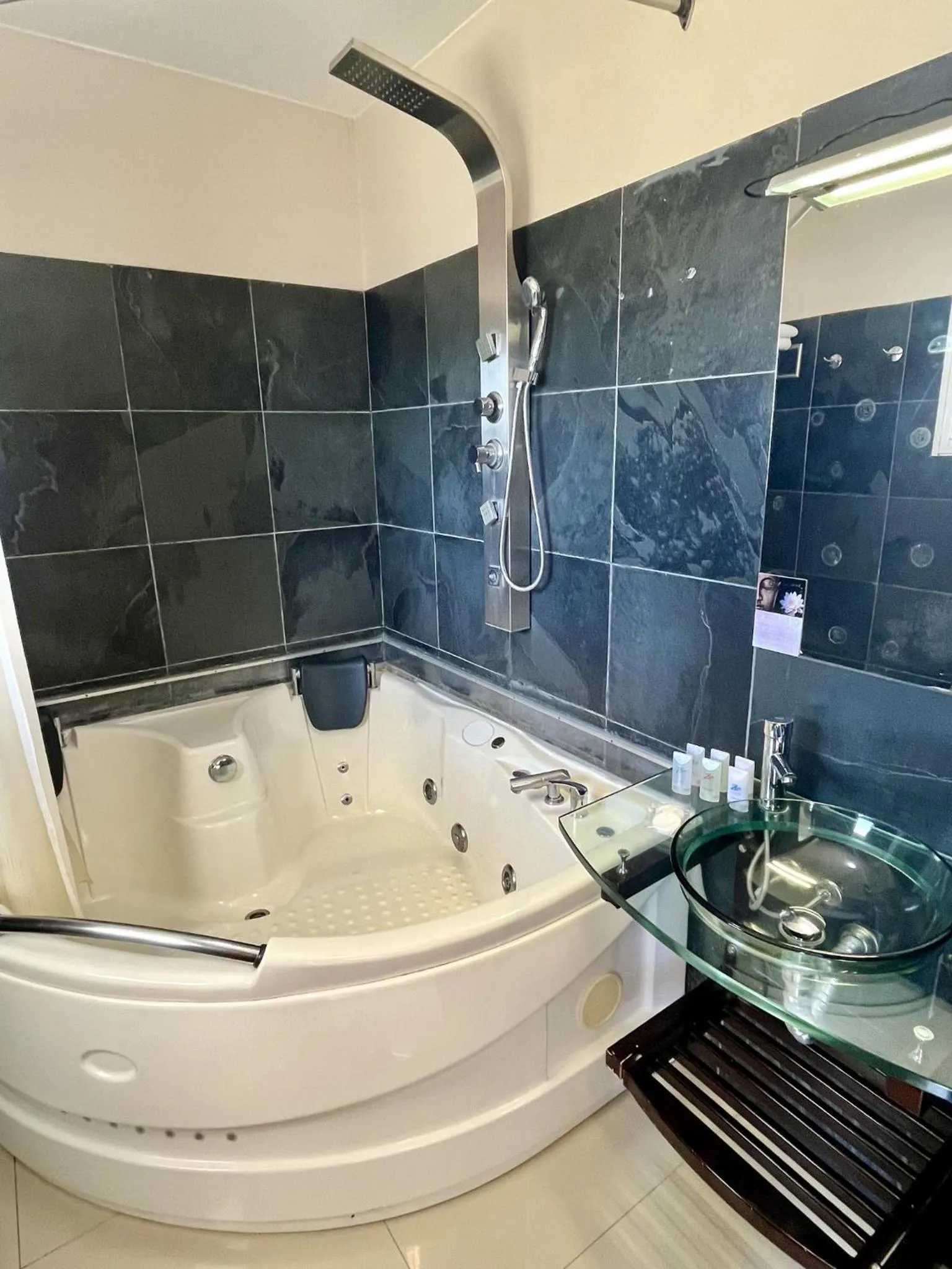 Zen Boutique Apart Hotel