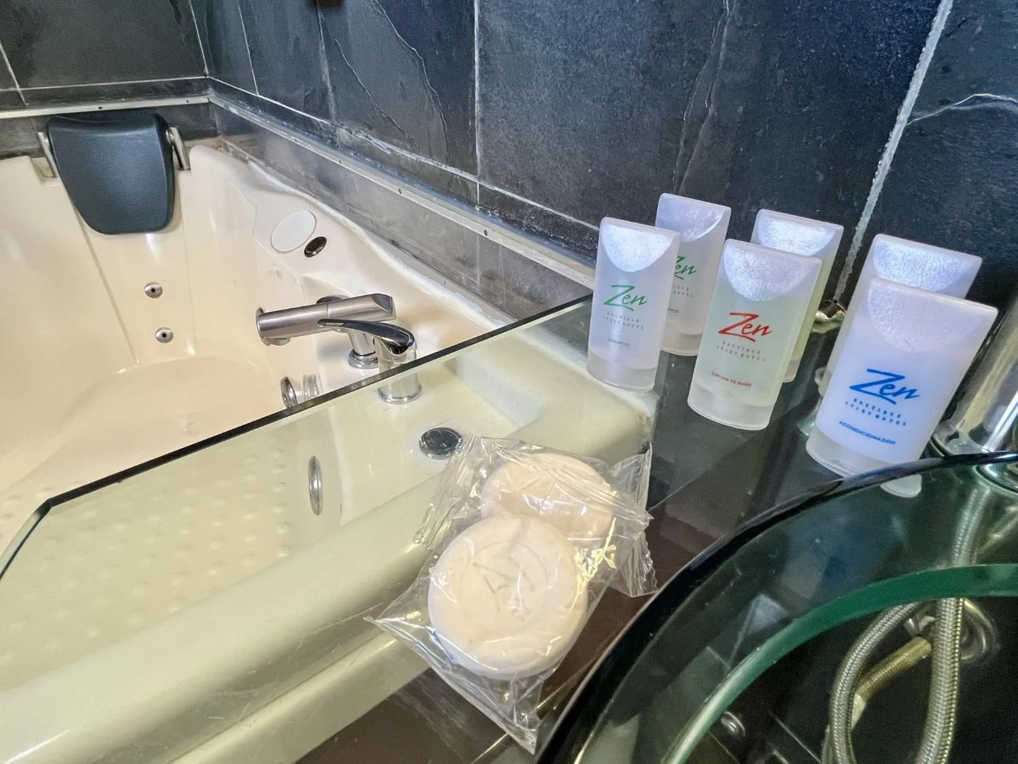 Zen Boutique Apart Hotel