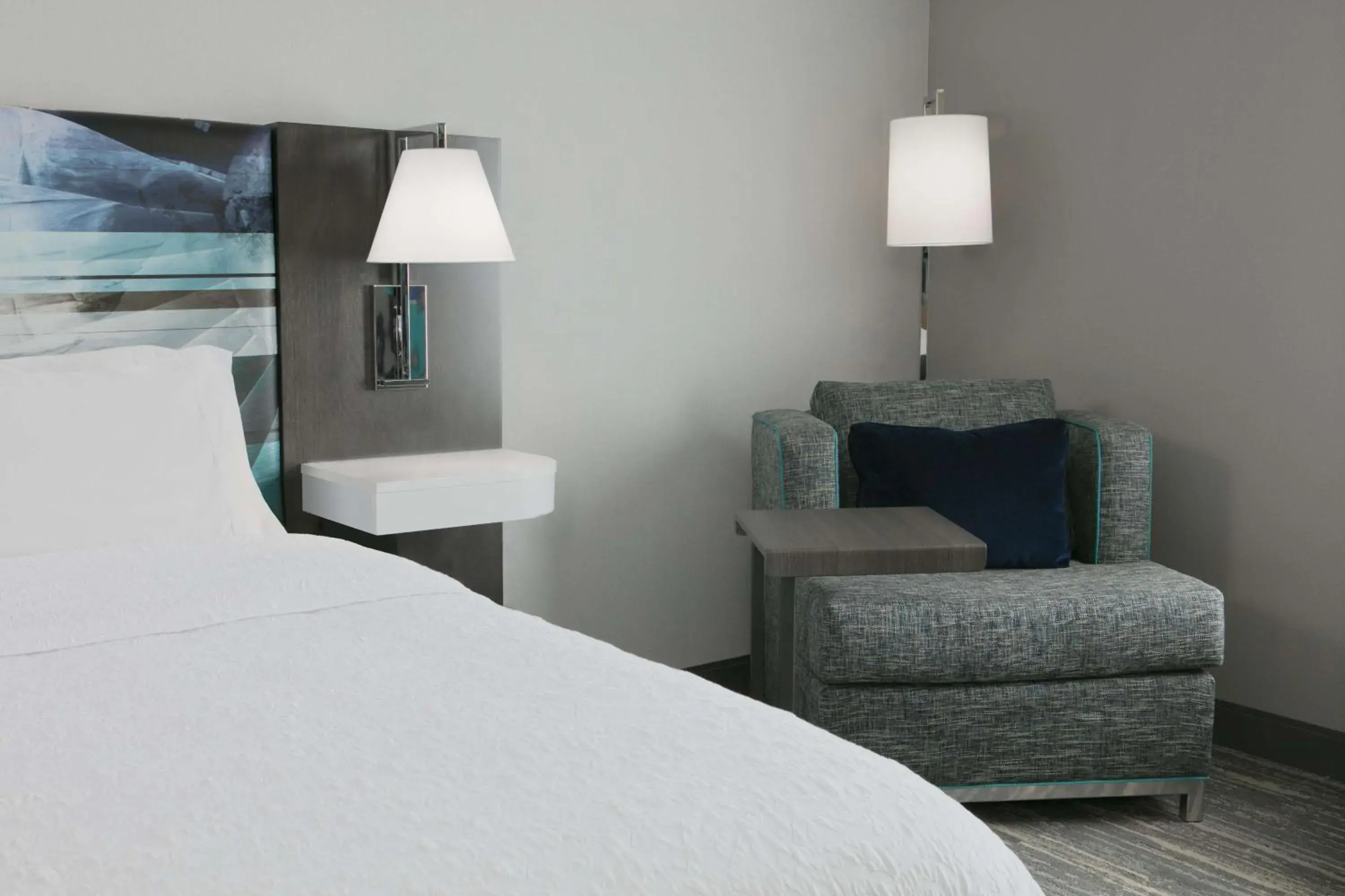 King Room - Non-Smoking in Hampton Inn By Hilton Wichita Northwest King Room - Non-Smoking in Hampton Inn By Hilton Wichita Northwest