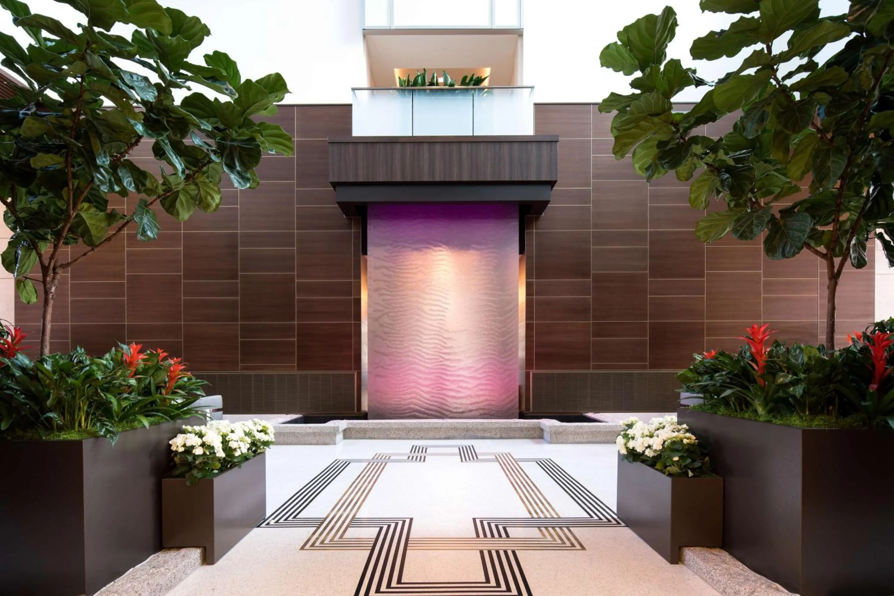 Garden in Embassy Suites By Hilton Seattle Downtown Pioneer Square