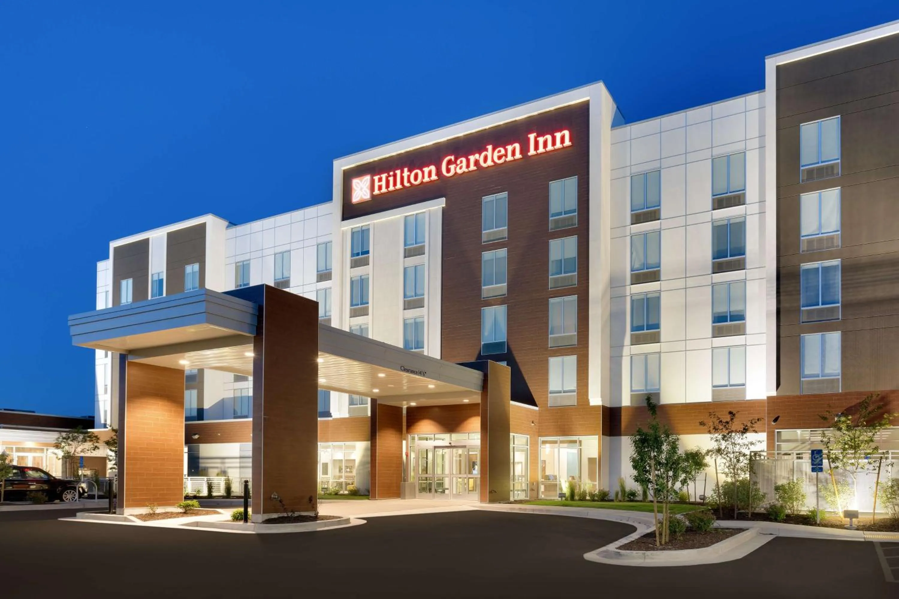Property building in Hilton Garden Inn Lehi