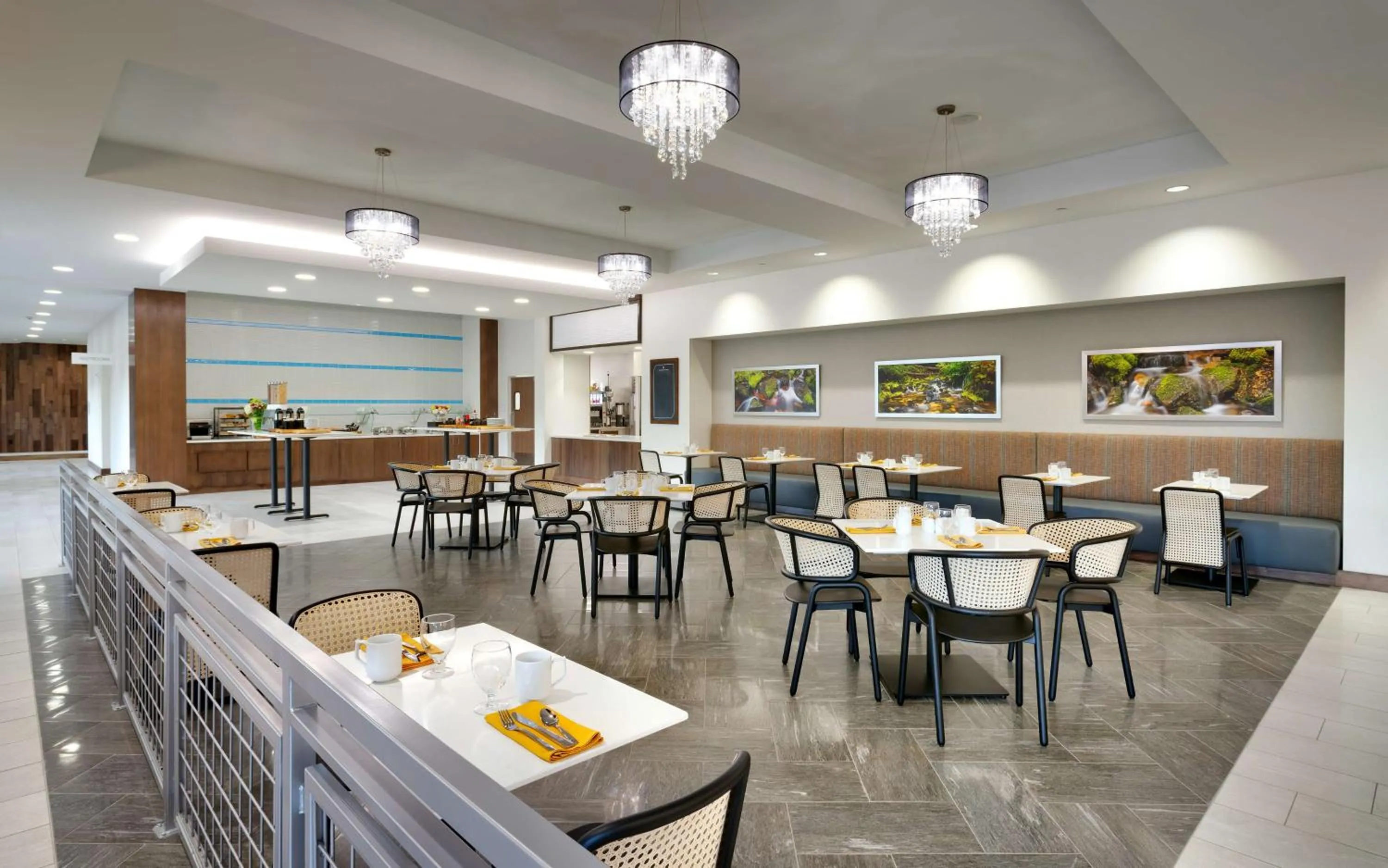 Dining area in Hilton Garden Inn Lehi