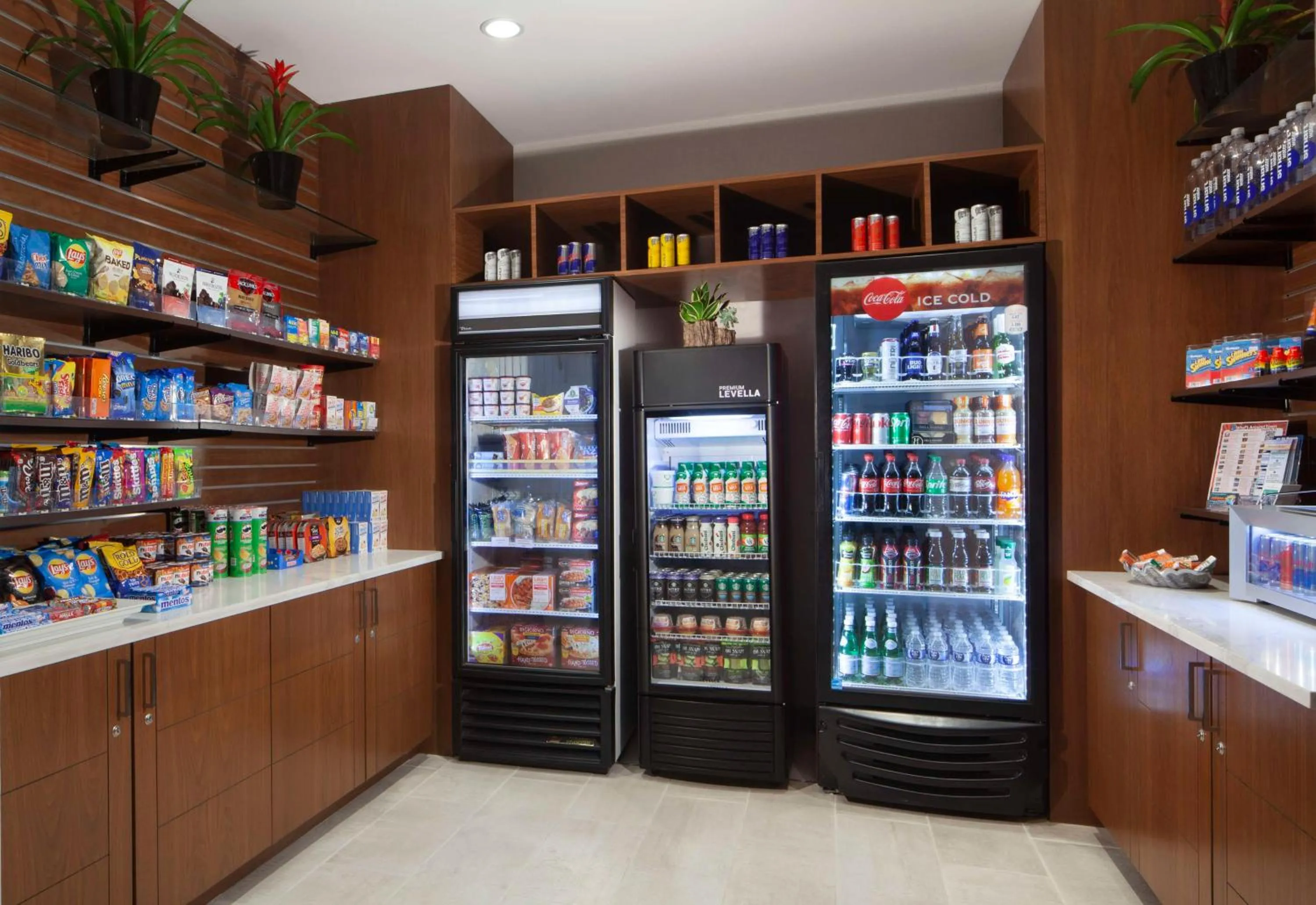 Restaurant/places to eat in Embassy Suites By Hilton Sarasota