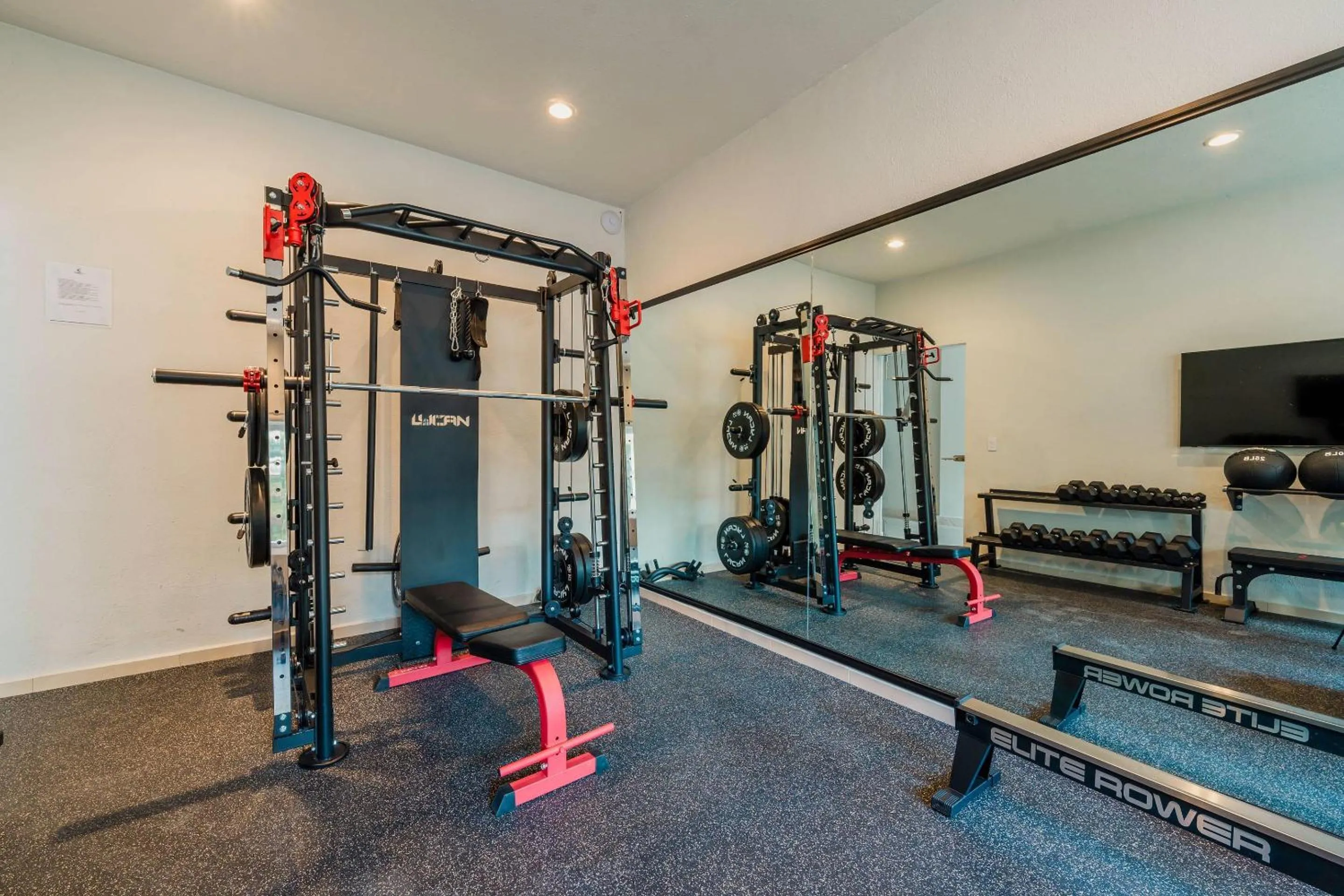 Fitness centre/facilities in Comfort Inn Puerto Vallarta Golfside & Marina