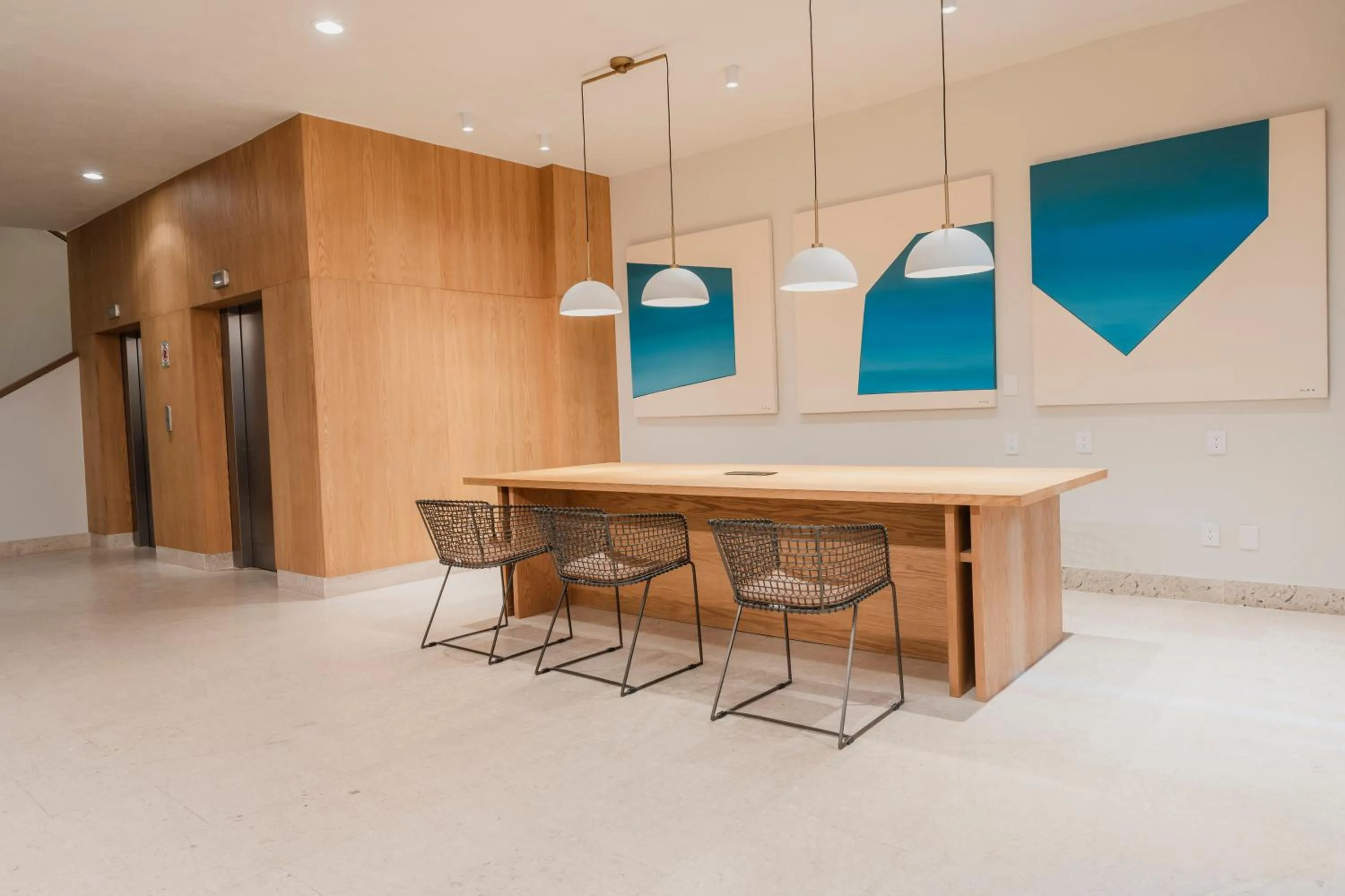 Business facilities in Comfort Inn Puerto Vallarta Golfside & Marina