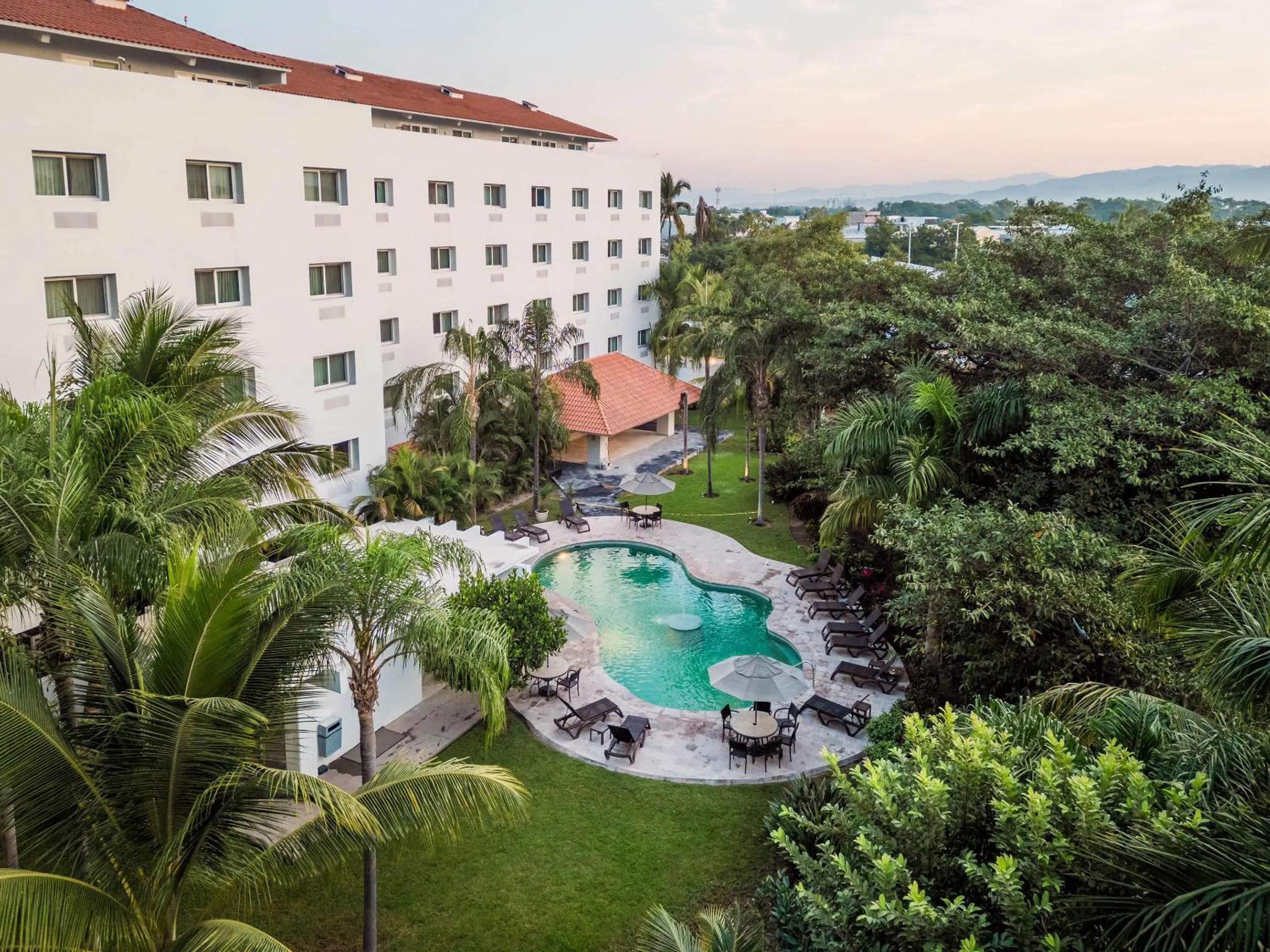 Property building in Comfort Inn Puerto Vallarta Golfside & Marina