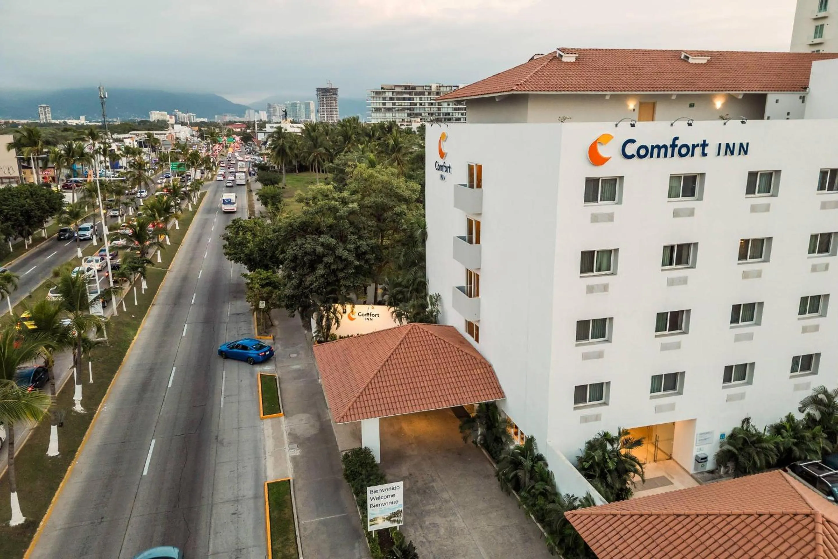 Property building in Comfort Inn Puerto Vallarta Golfside & Marina