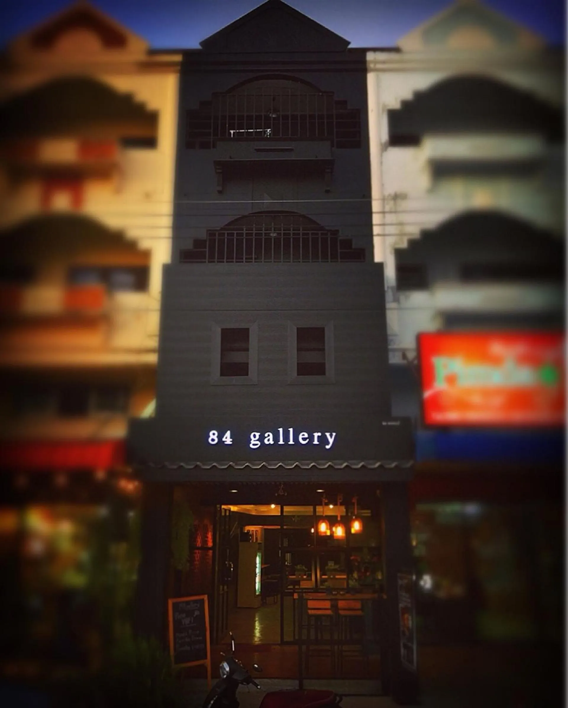 Property building in 84 Gallery