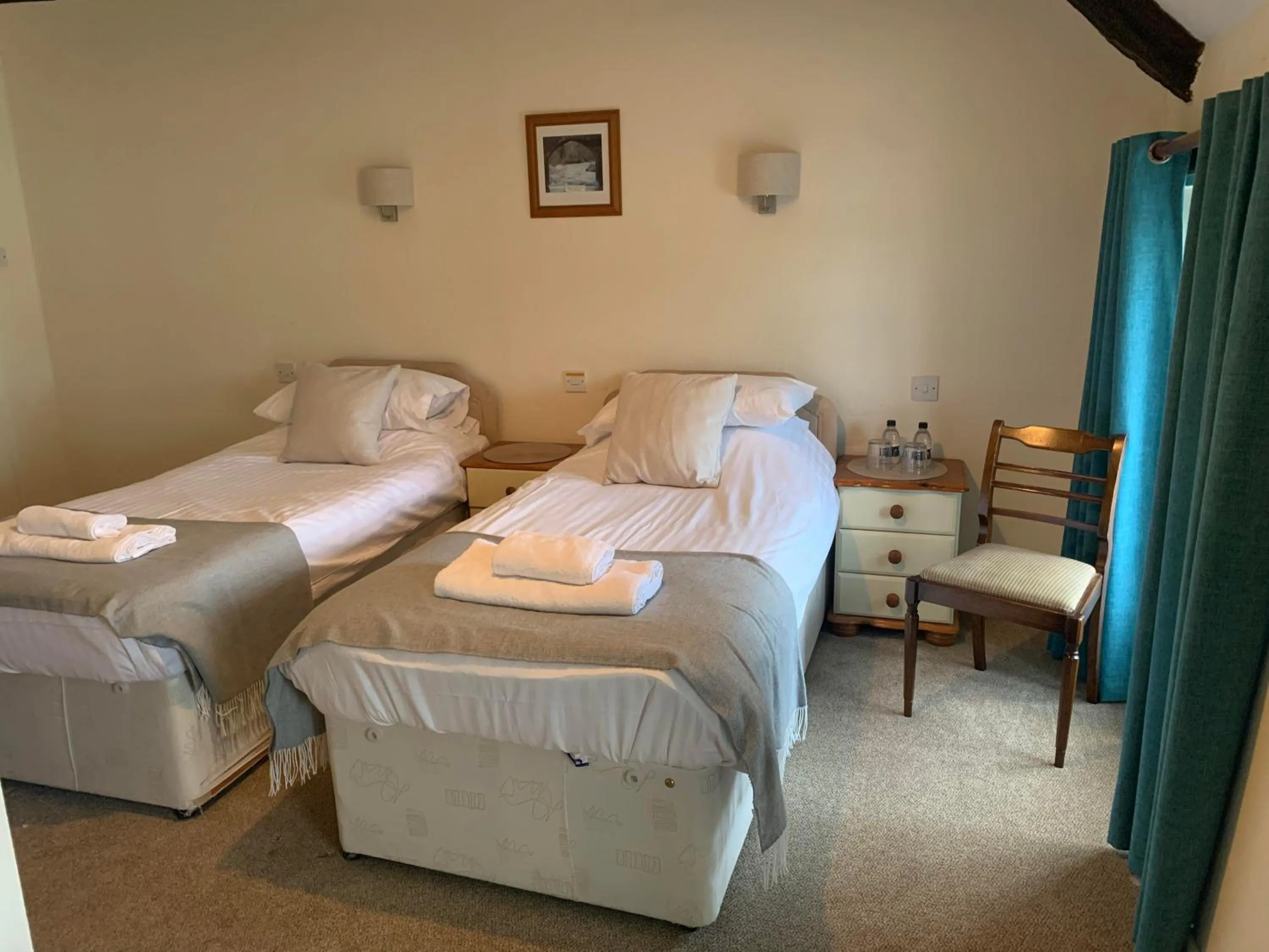 Bed in Half Moon Inn