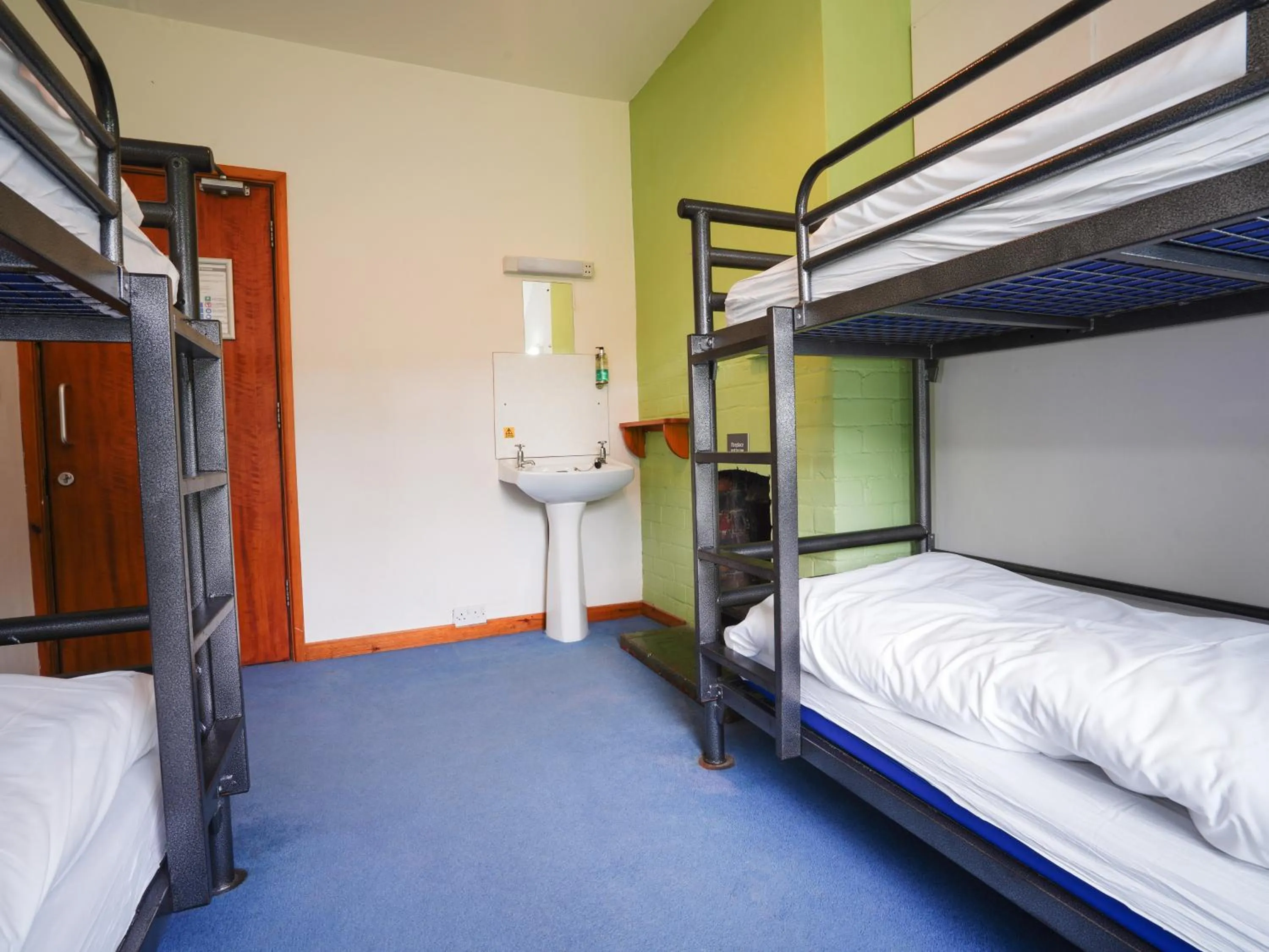 Bedroom, Bed in YHA Borrowdale