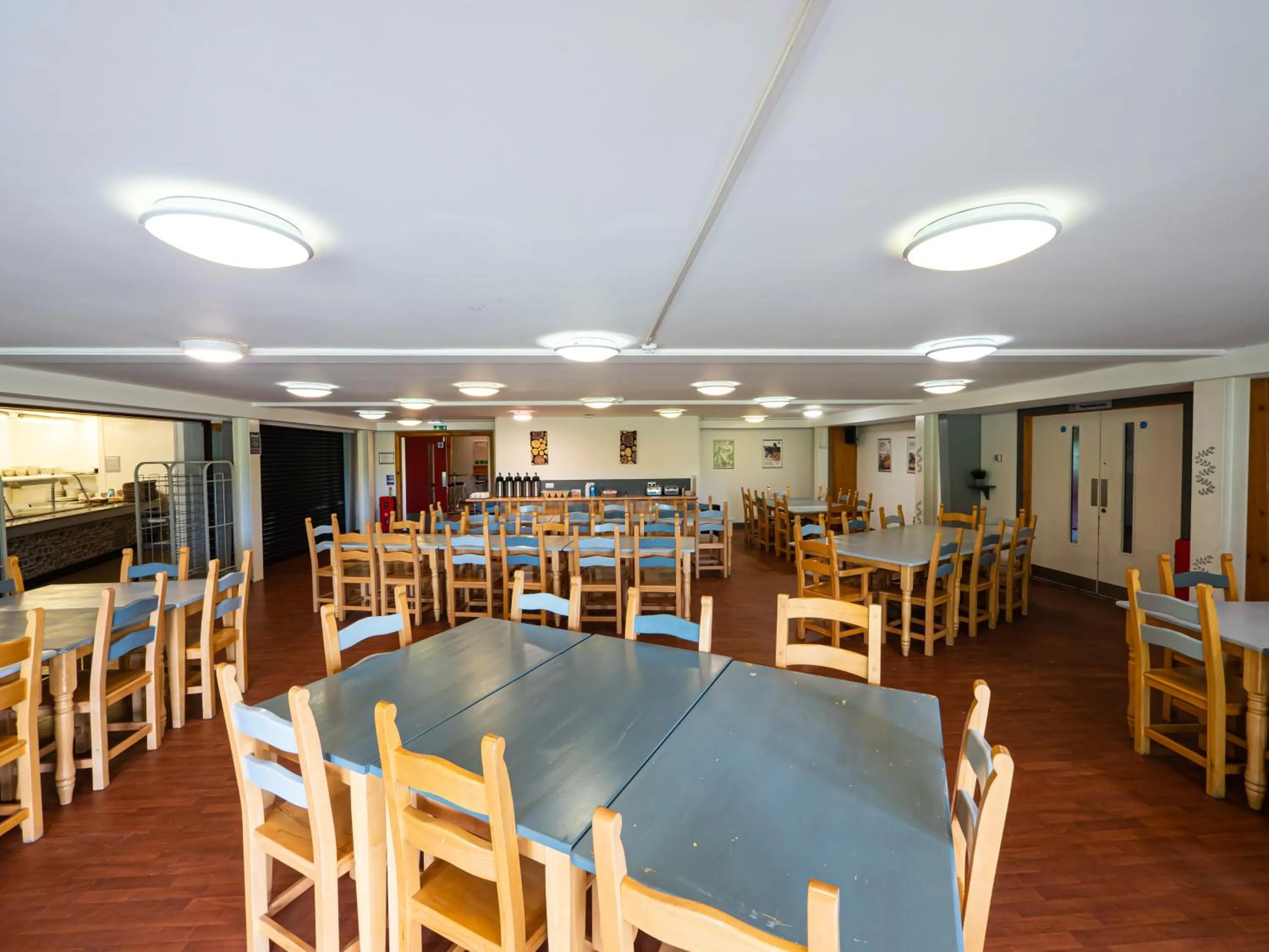 Restaurant/places to eat in YHA London Lee Valley