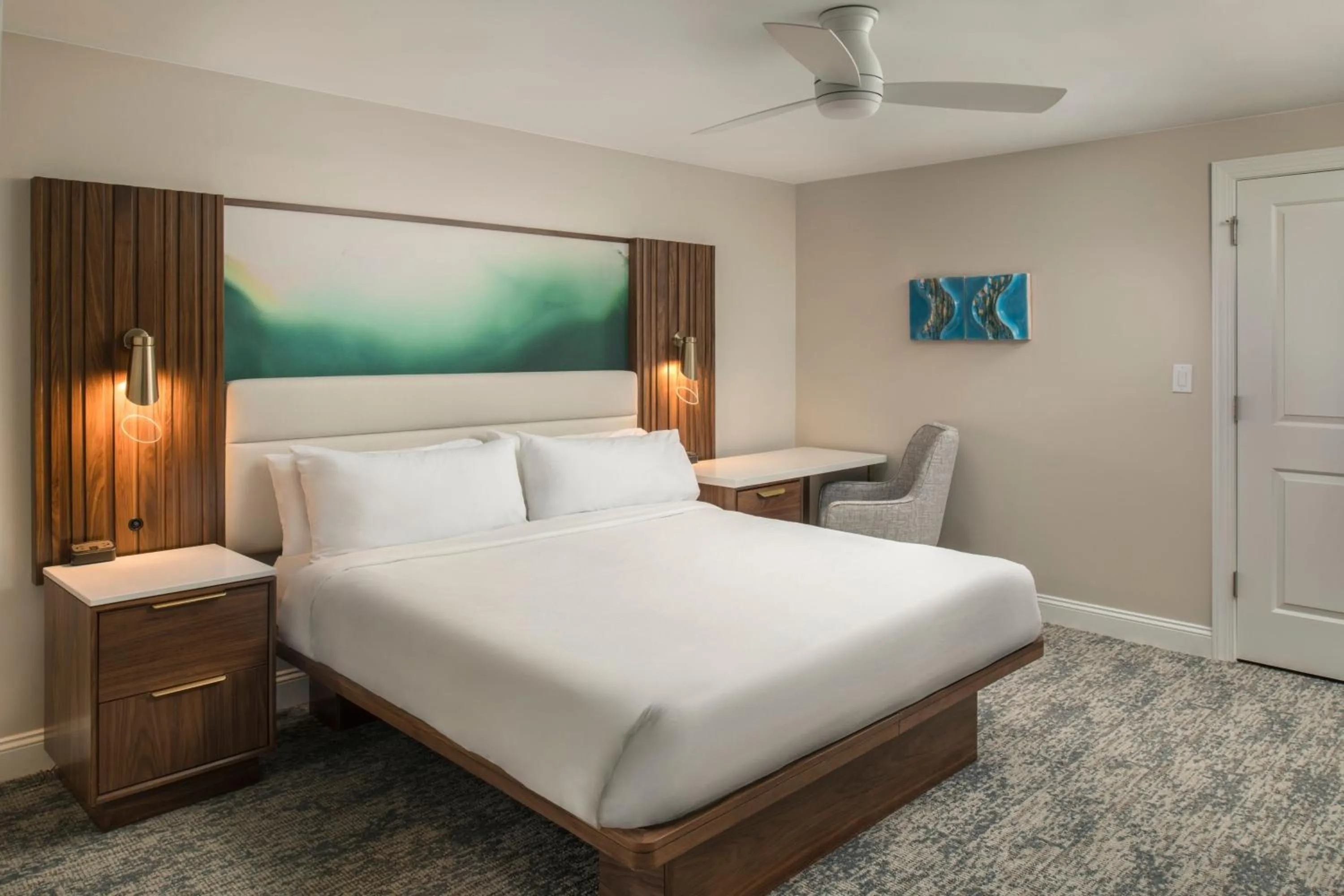 Bedroom, Bed in Marriott's Lakeshore Reserve