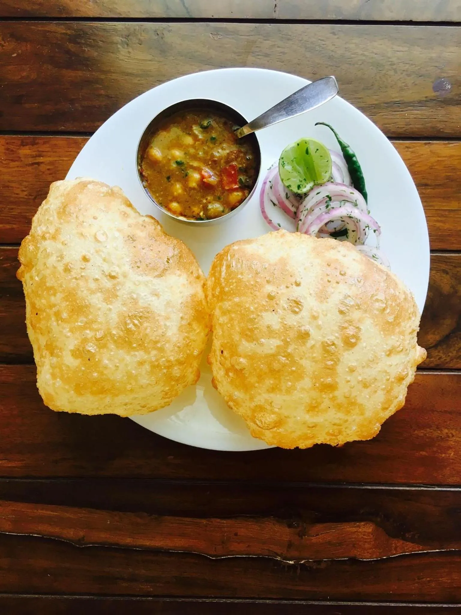 Breakfast in Le Magnifique