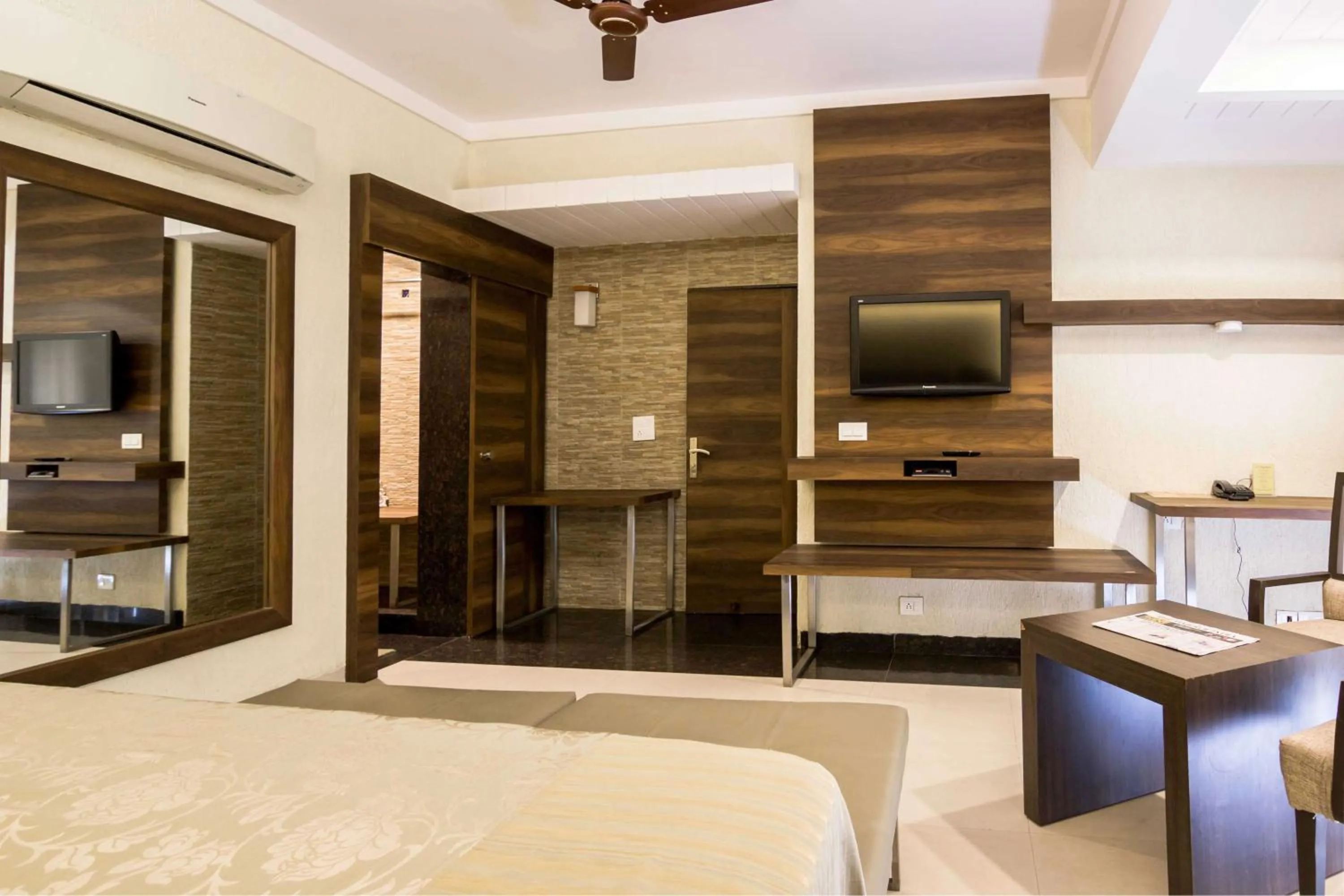 Bed in Le Magnifique