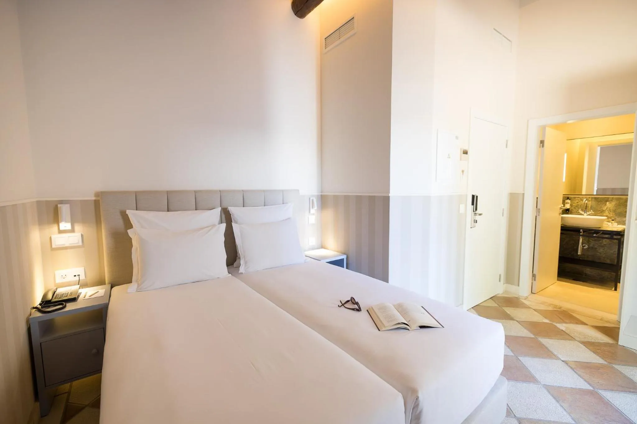 Bedroom, Bed in Pestana Vila Sol - Vilamoura Premium Golf Resort