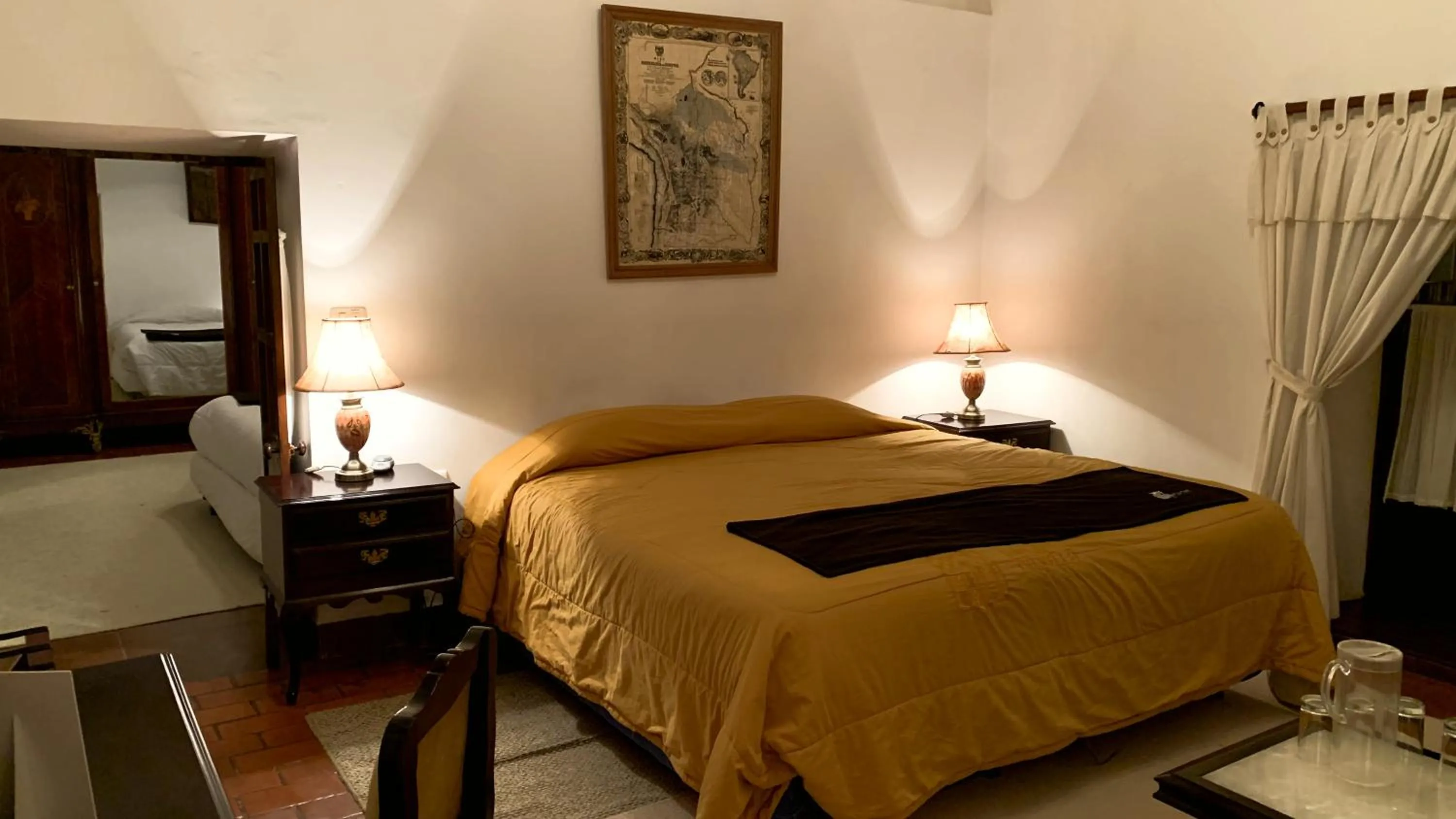 Bed in Hotel Museo Cayara